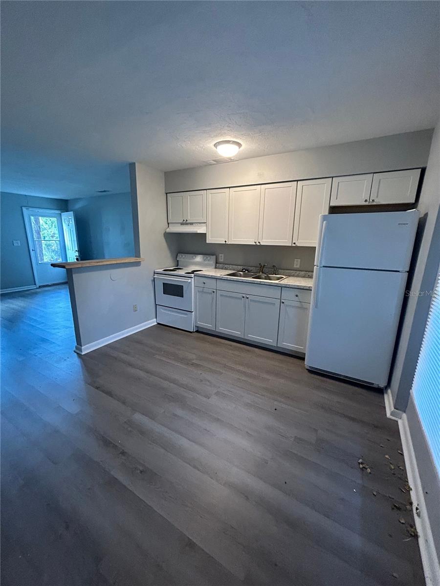 2212 Se 36th Ter #a Property Photo 2