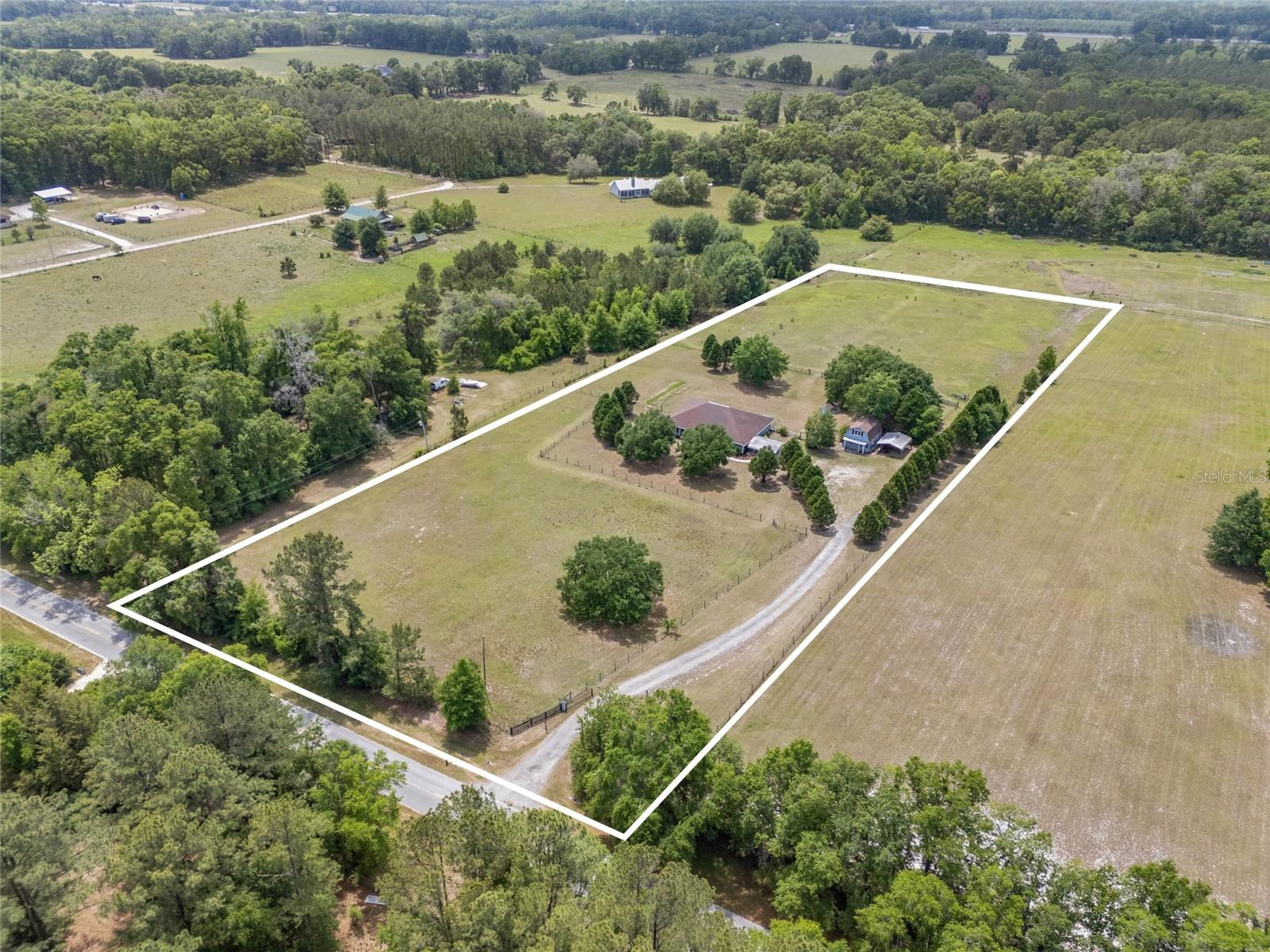 29104 N County Road 1491 Property Photo 2