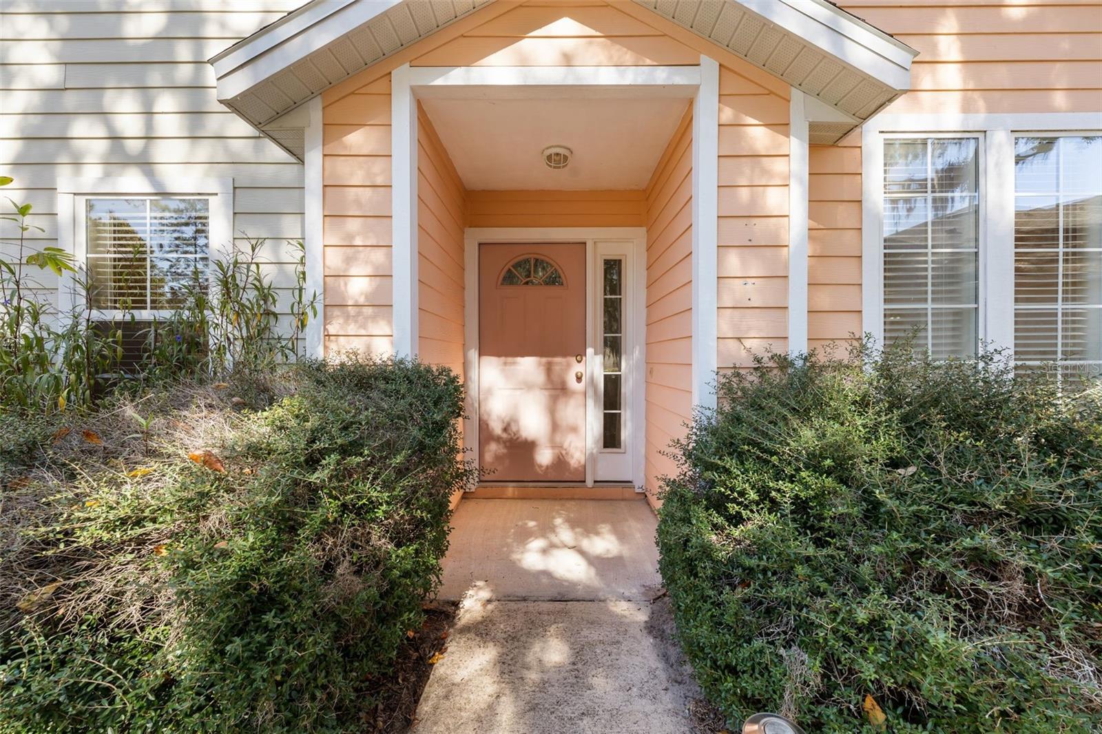 10804 Nw 65th Way Property Photo 5