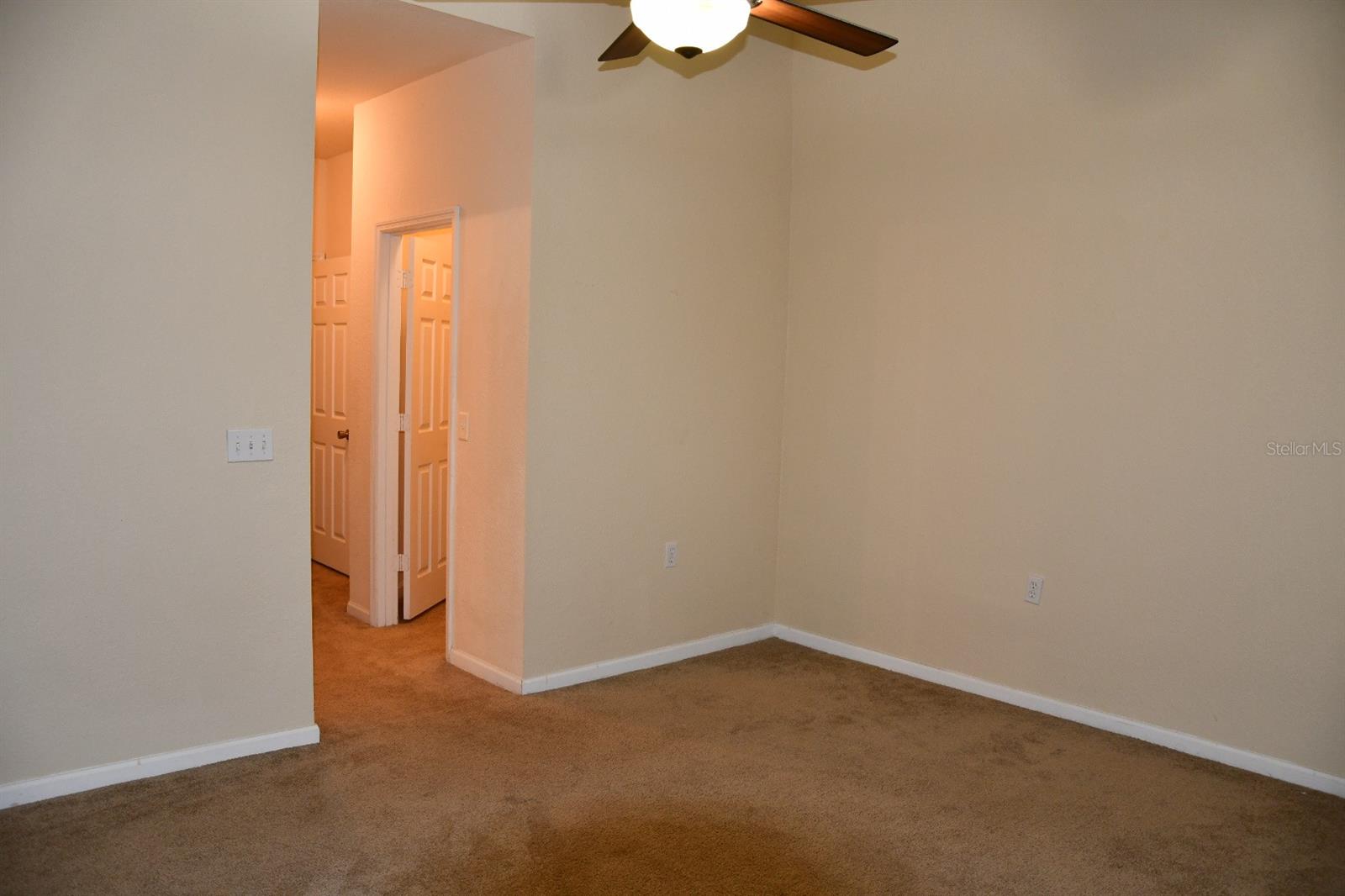 5062 Nw 44th Ln #107 Property Photo 16