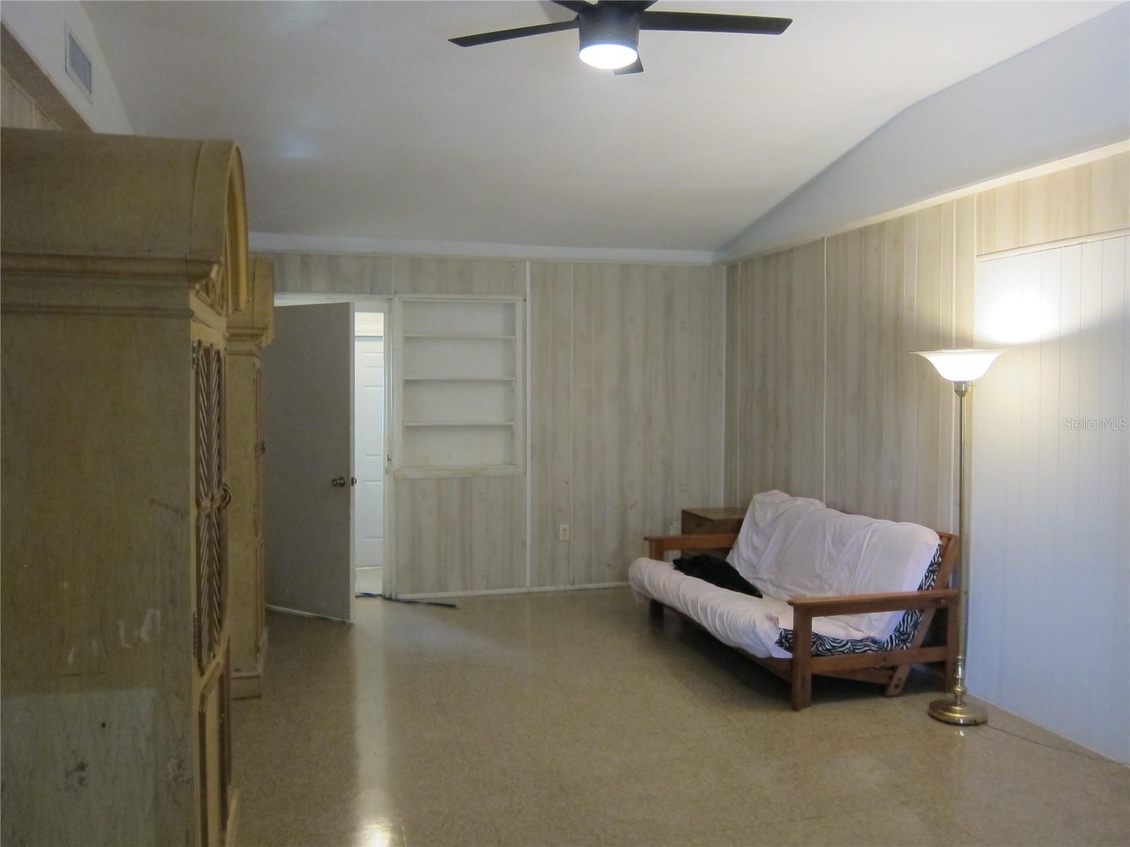 1602 Sw Williston Rd #a Property Photo 3