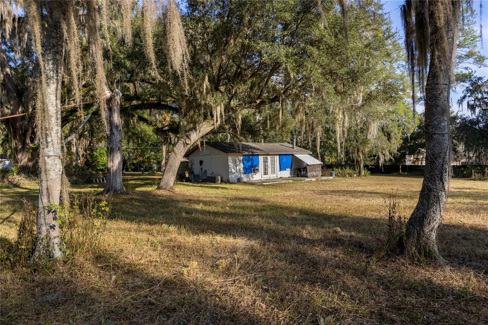 560 Nw 39th Rd Property Photo 4