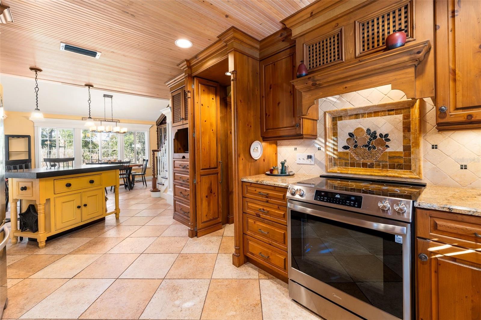 174 Ne 972nd St Property Photo 15