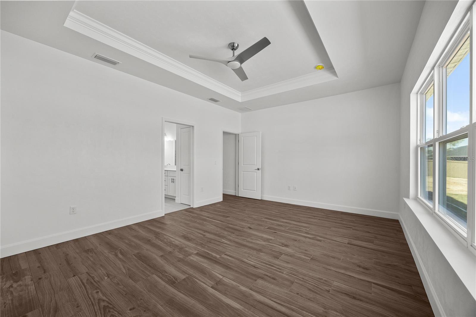 1132 Sw 67th Way Property Photo 6