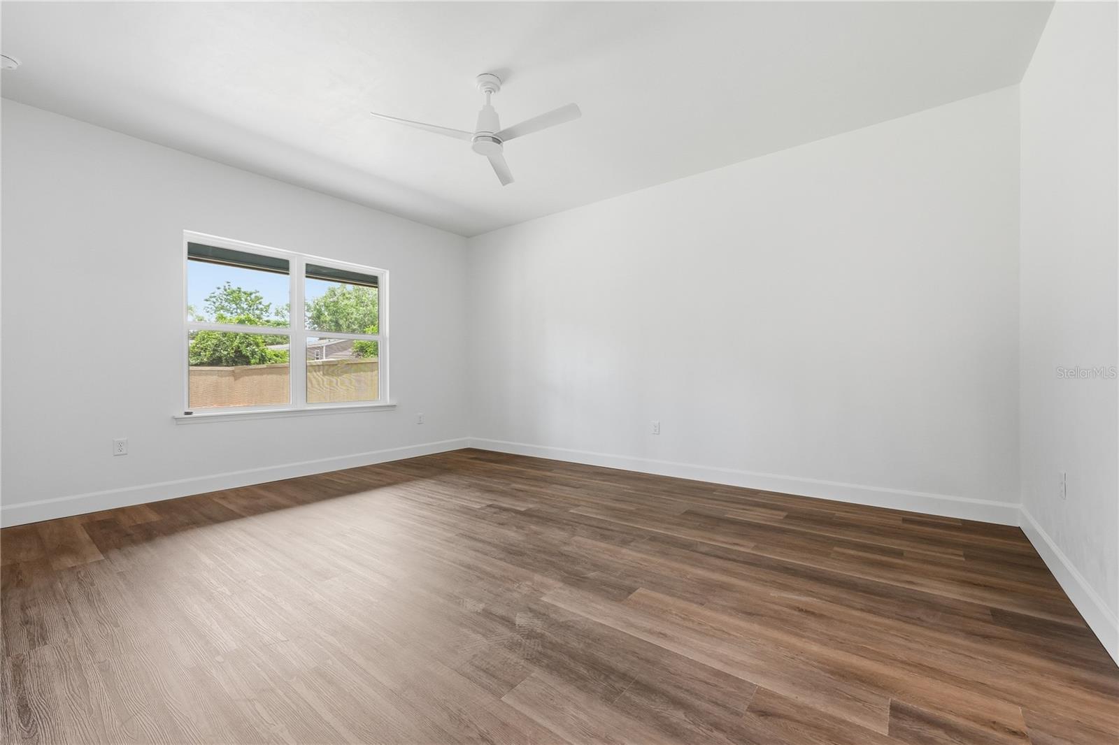1132 Sw 67th Way Property Photo 11