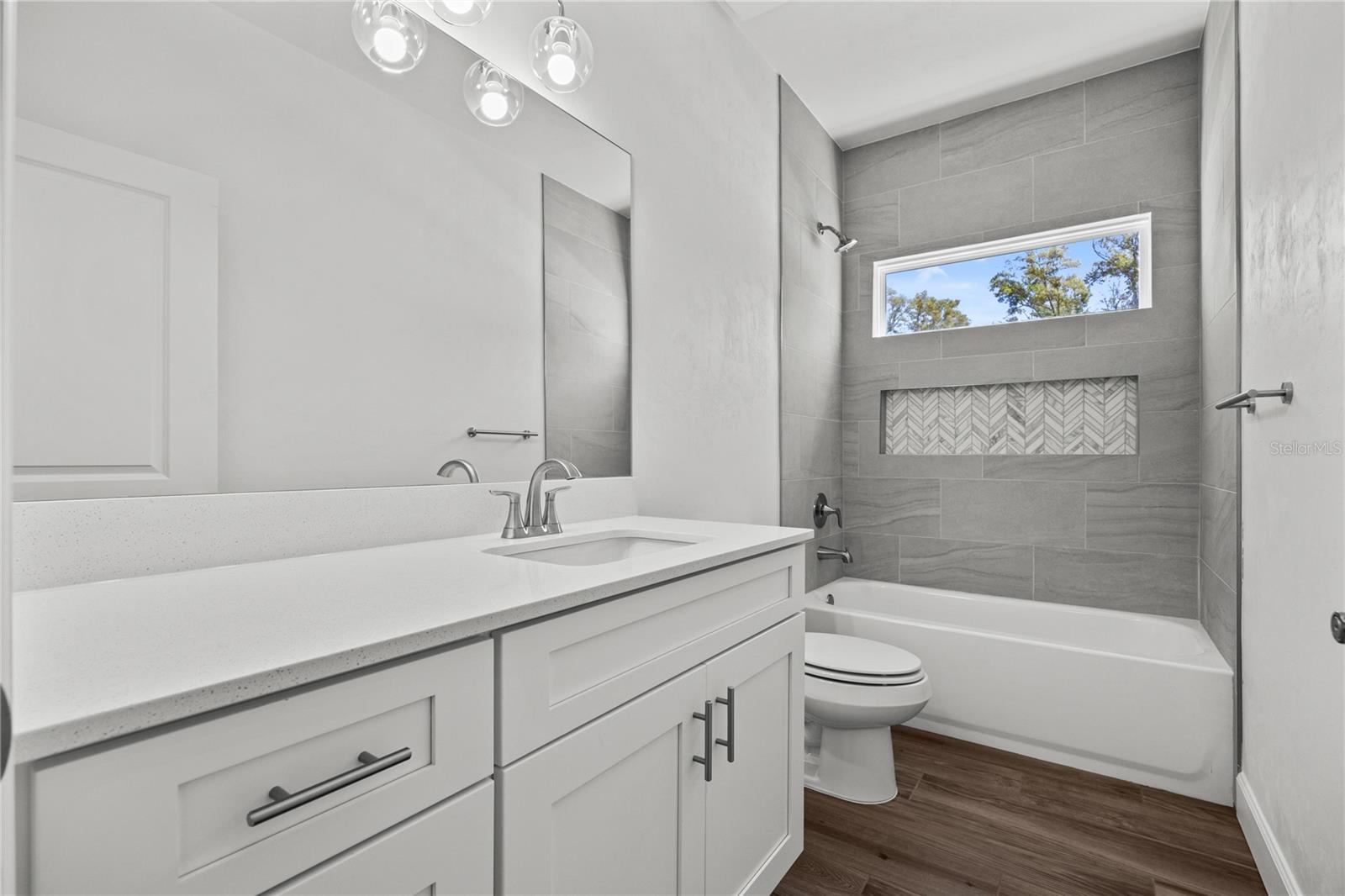 1132 Sw 67th Way Property Photo 25