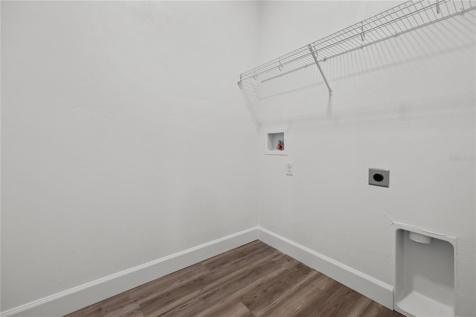 1100 Sw 67th Way Property Photo 24