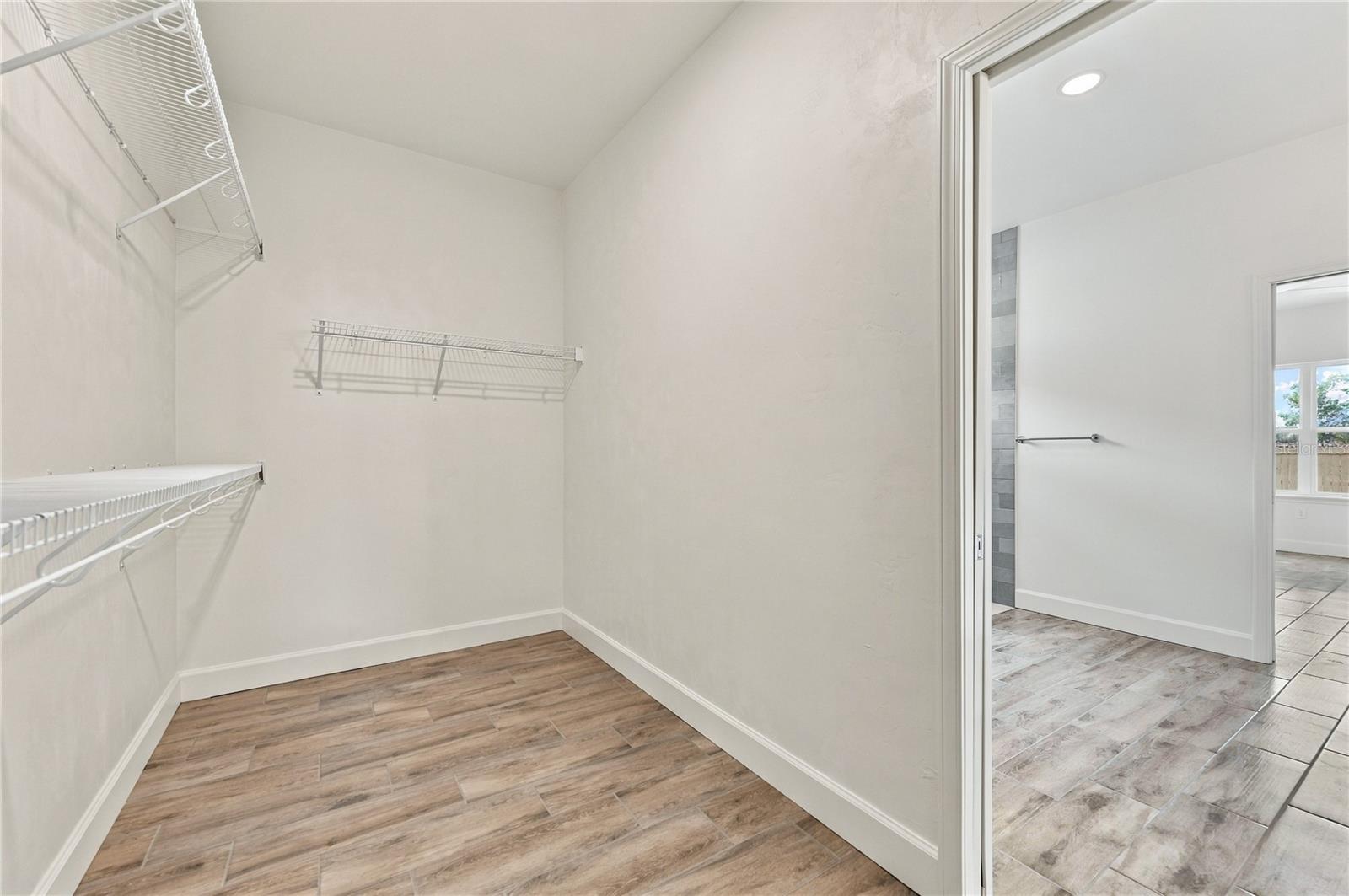 1086 Sw 67th Way Property Photo 11
