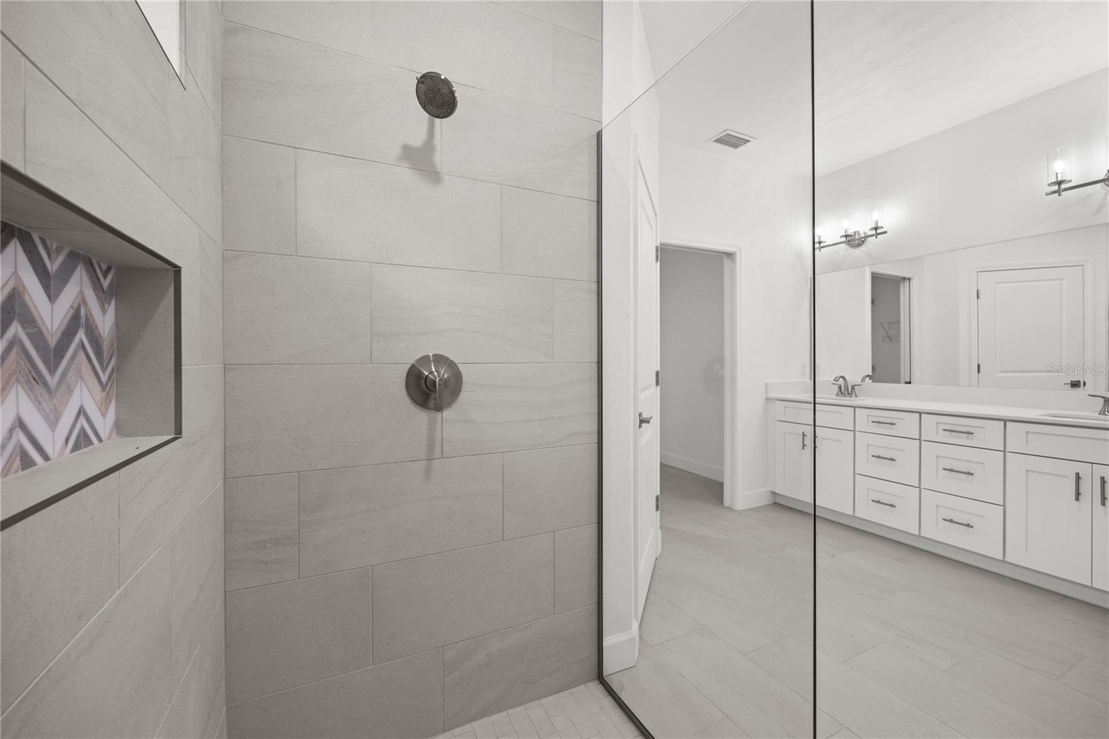 1086 Sw 67th Way Property Photo 13