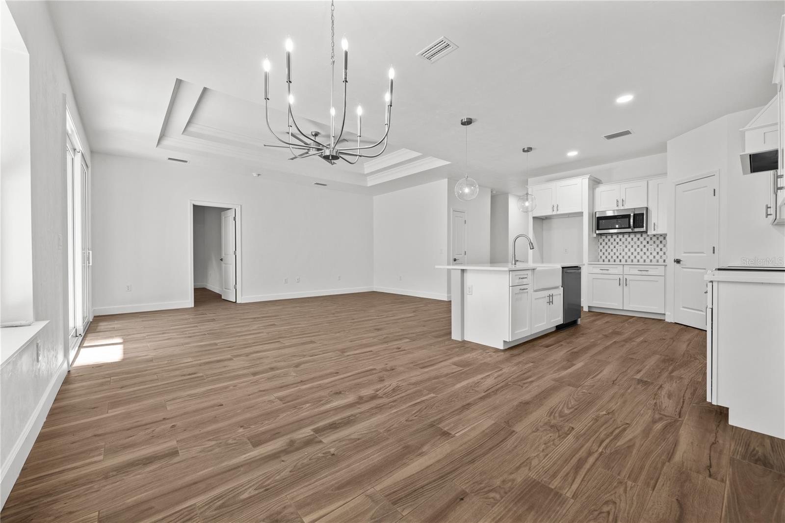 1086 Sw 67th Way Property Photo 18