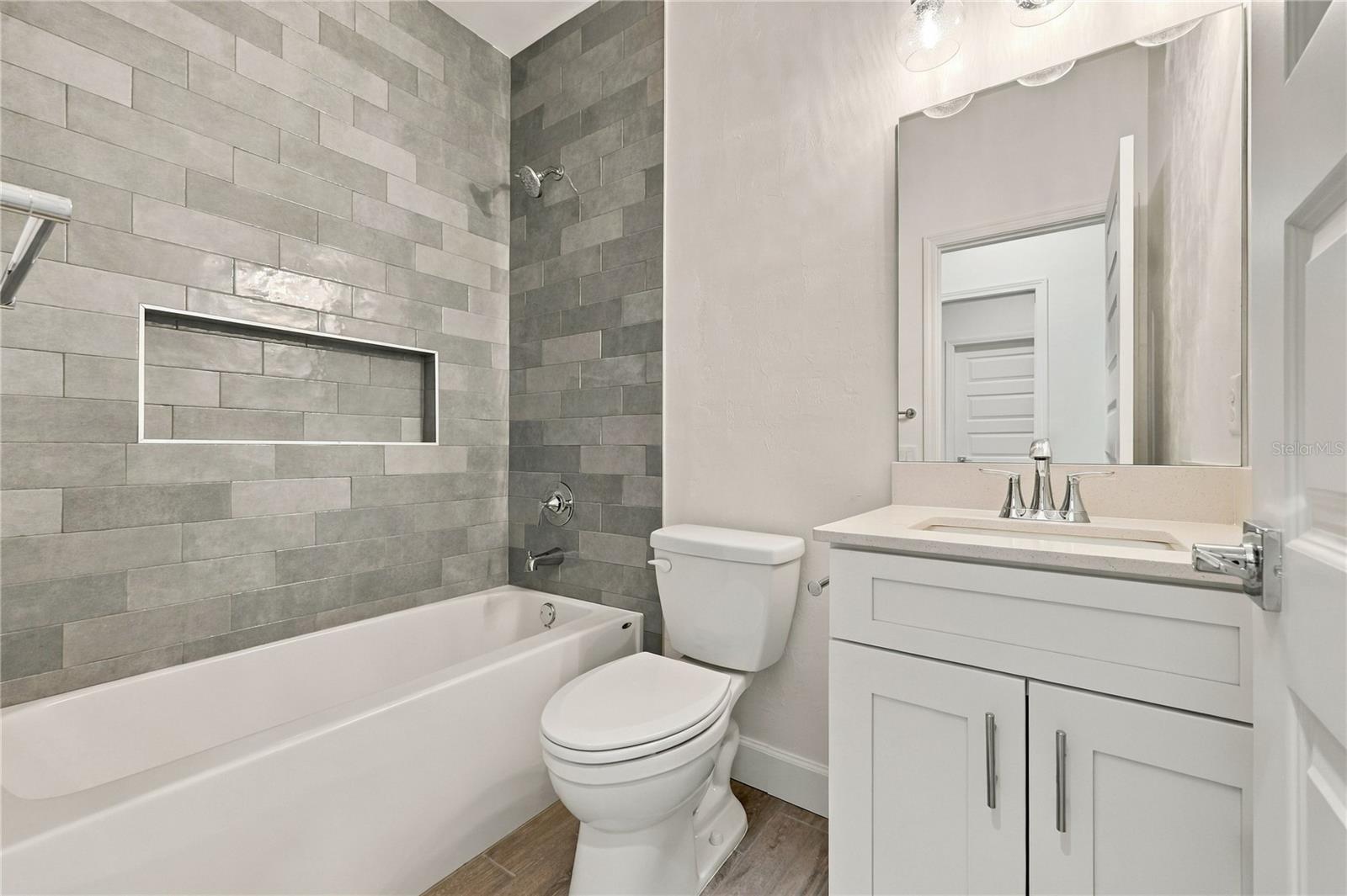 1086 Sw 67th Way Property Photo 22