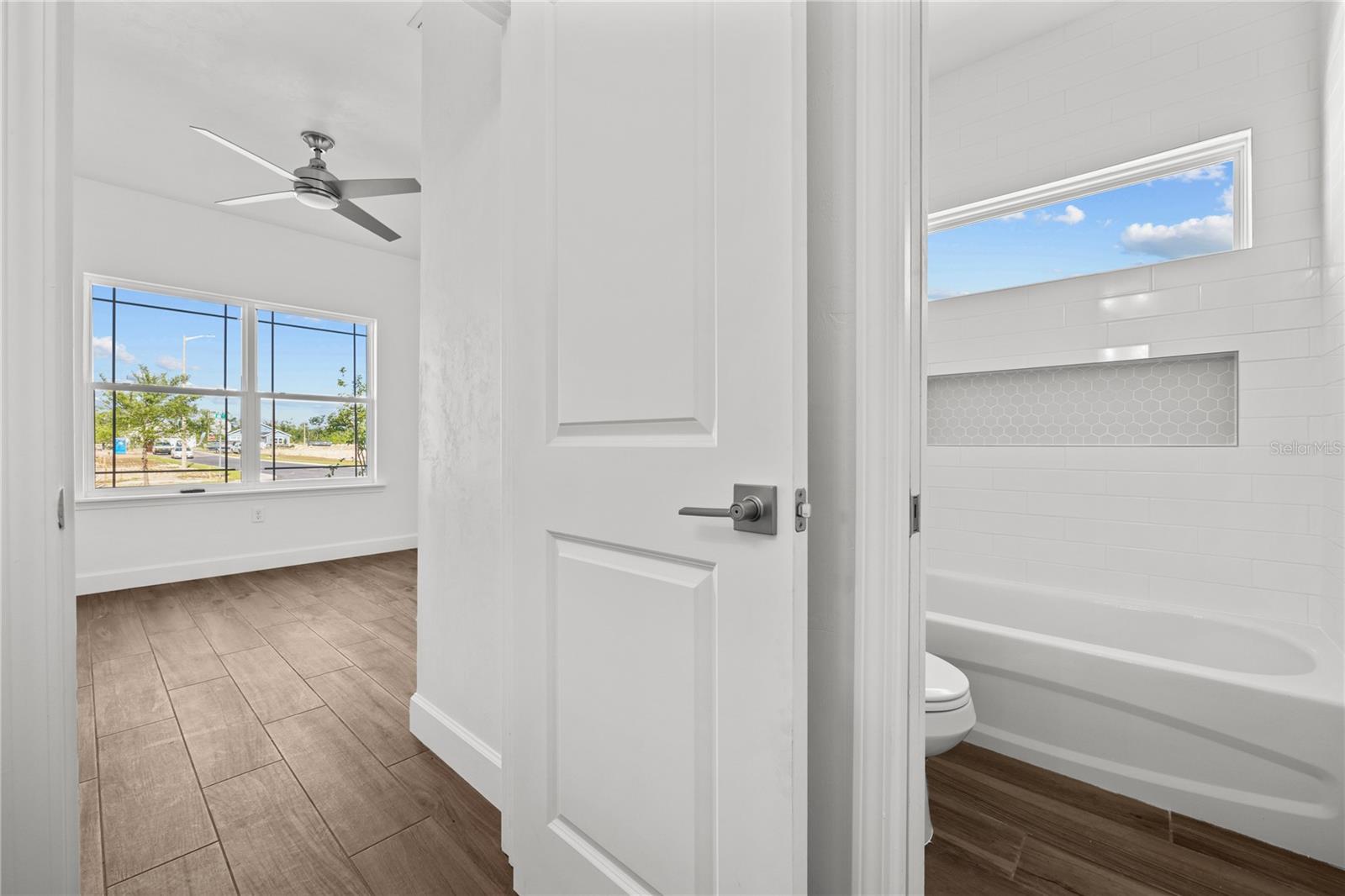 1086 Sw 67th Way Property Photo 23