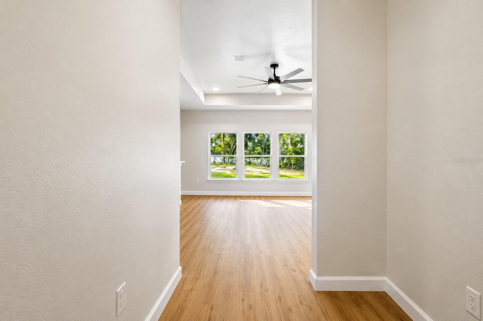 11380 Nw 92nd Ct Property Photo 5