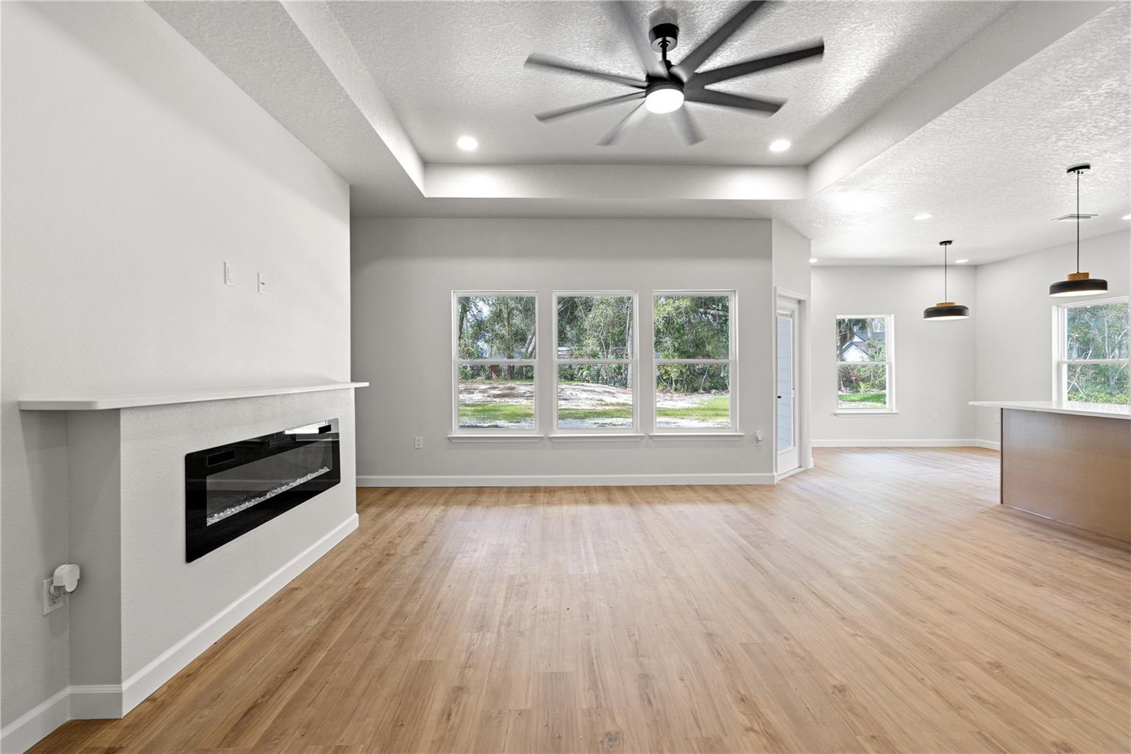 11380 Nw 92nd Ct Property Photo 6