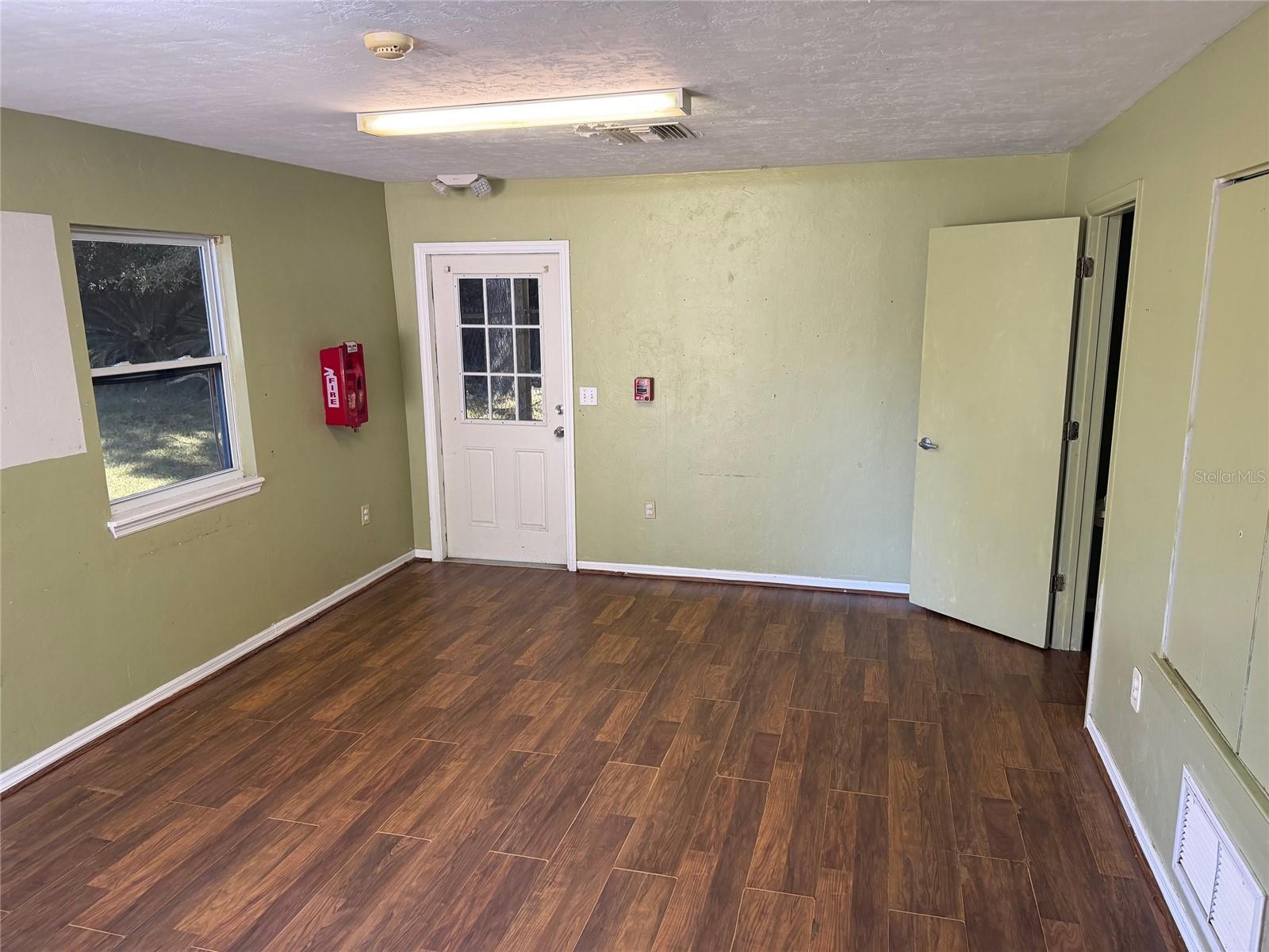 24621 Doc Karelas Dr Property Photo 4