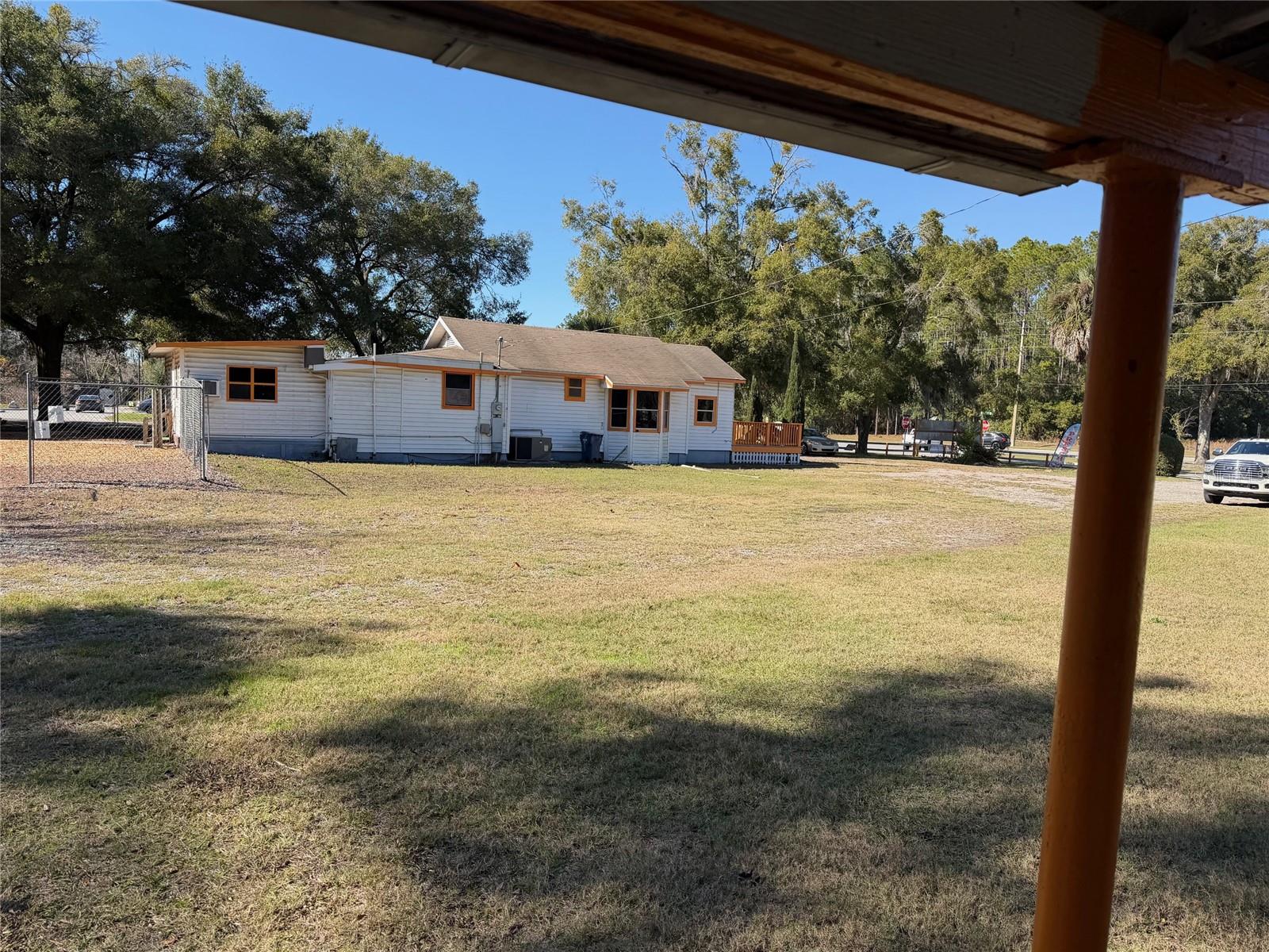 24621 Doc Karelas Dr Property Photo 7