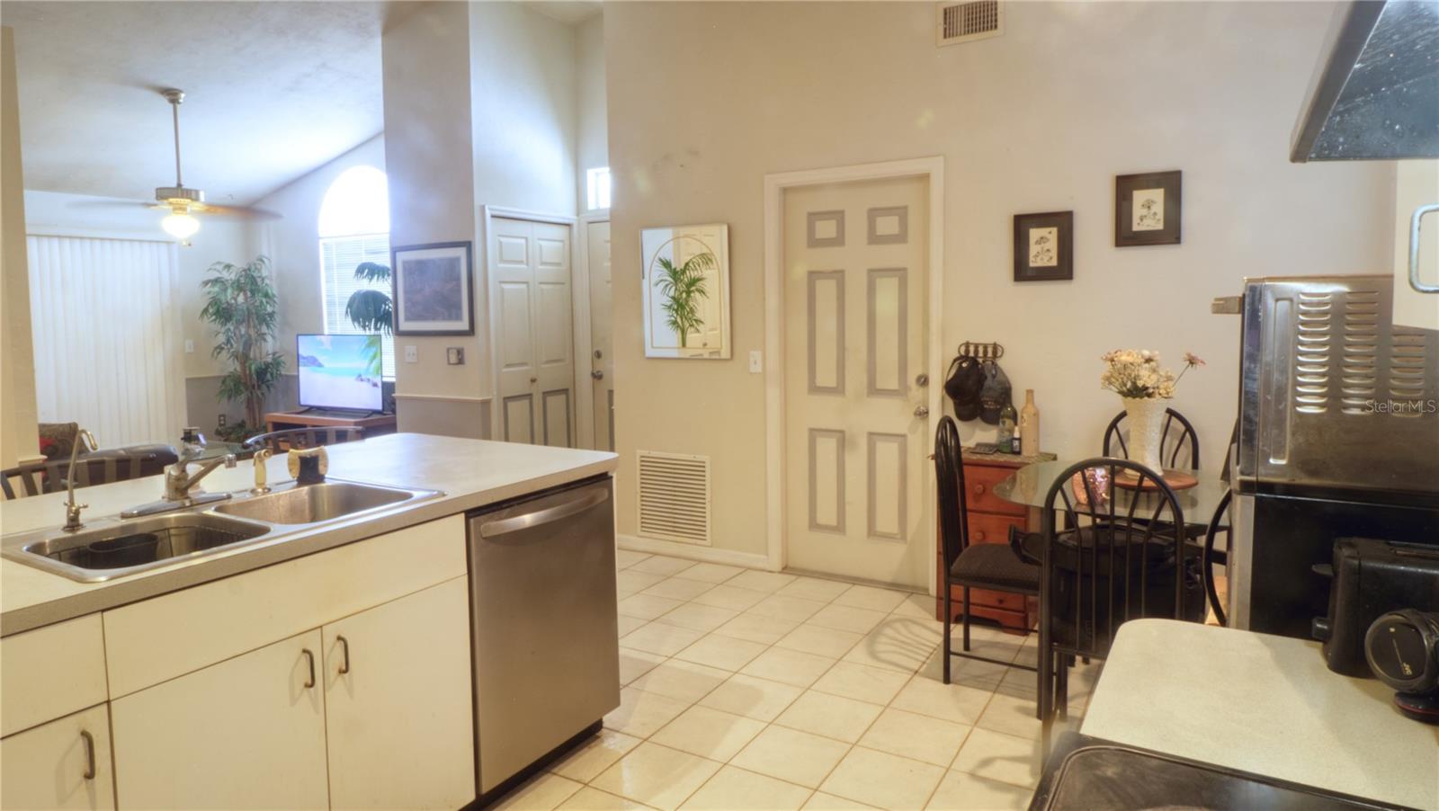 1931 Sw 73rd St Property Photo 2