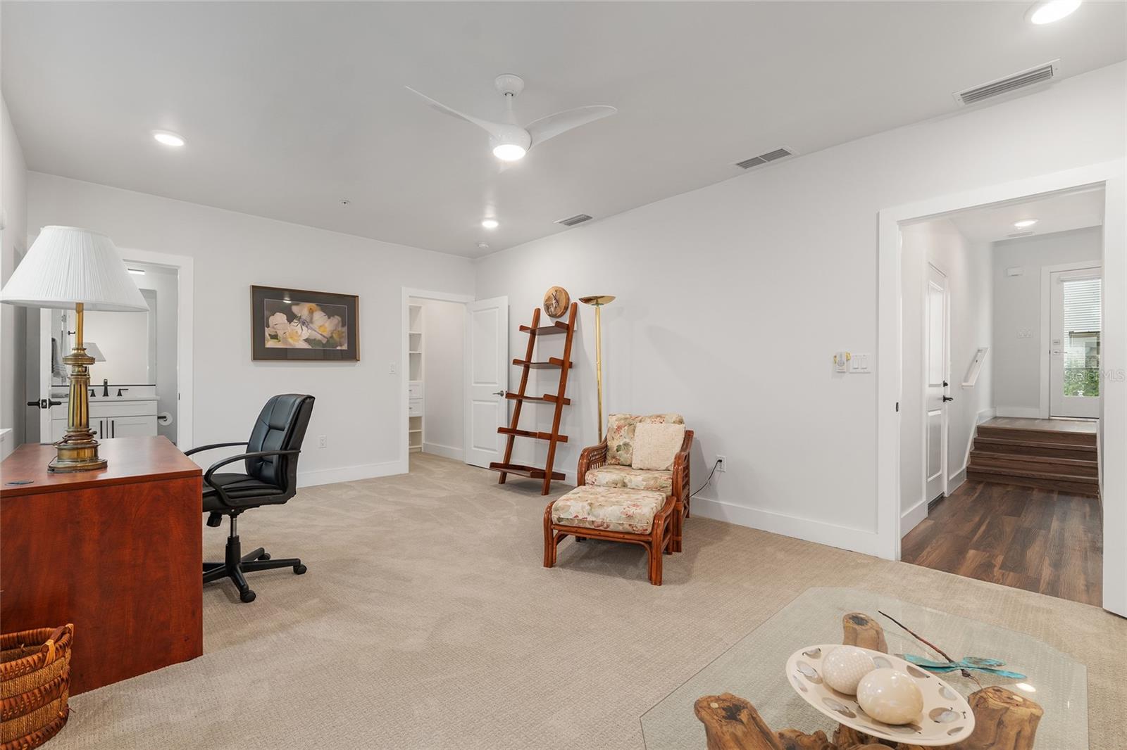 2601 Sw Williston Rd #106 Property Photo 12