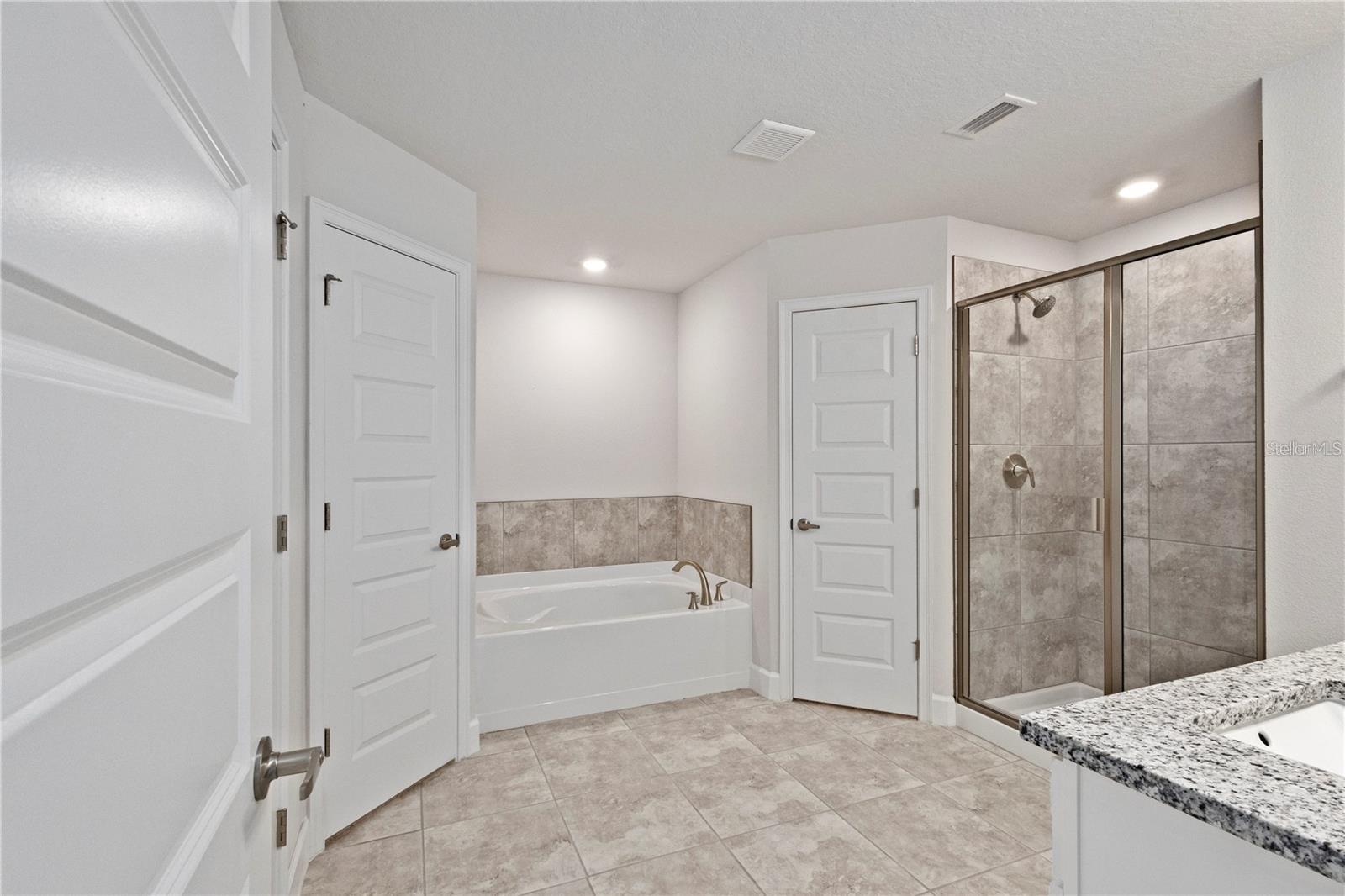 525 Sw Bellflower Dr Property Photo 14