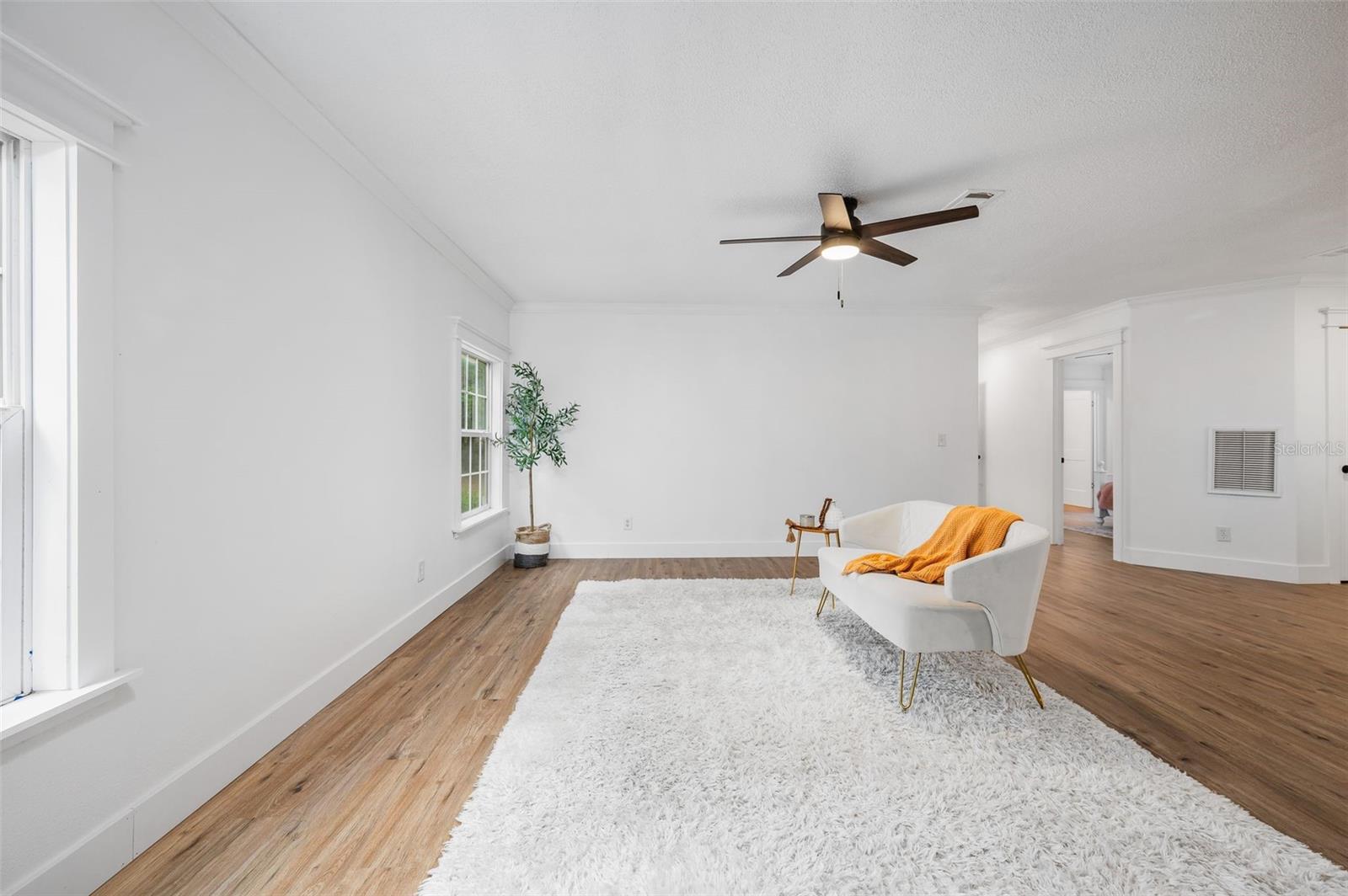 13076 Sw 154th St Property Photo 6