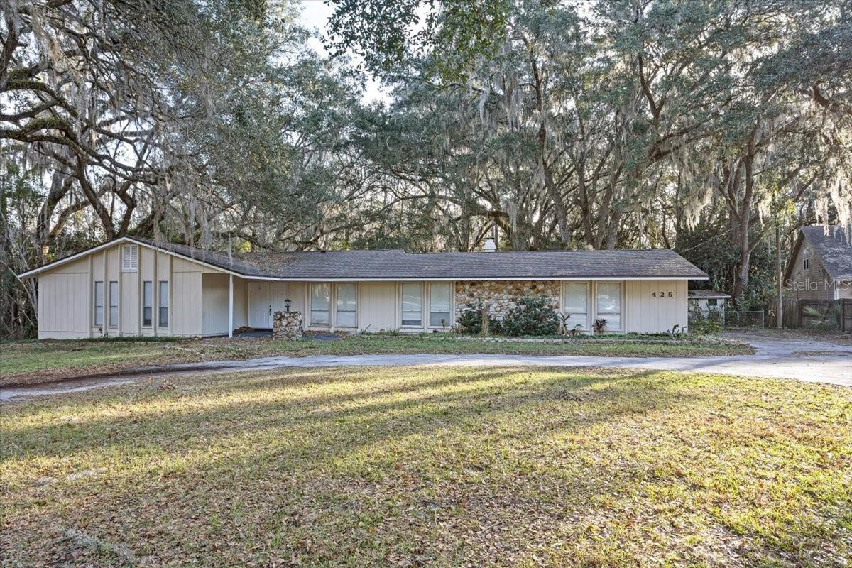 425 Nw 79th Dr Property Photo 1