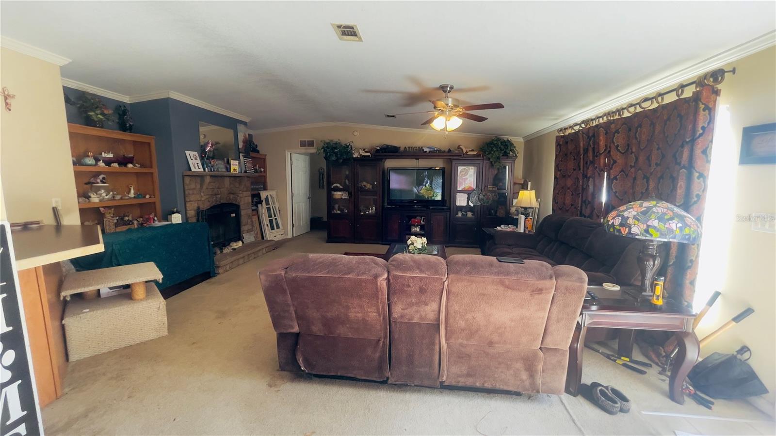 605 Standridge St Property Photo 4