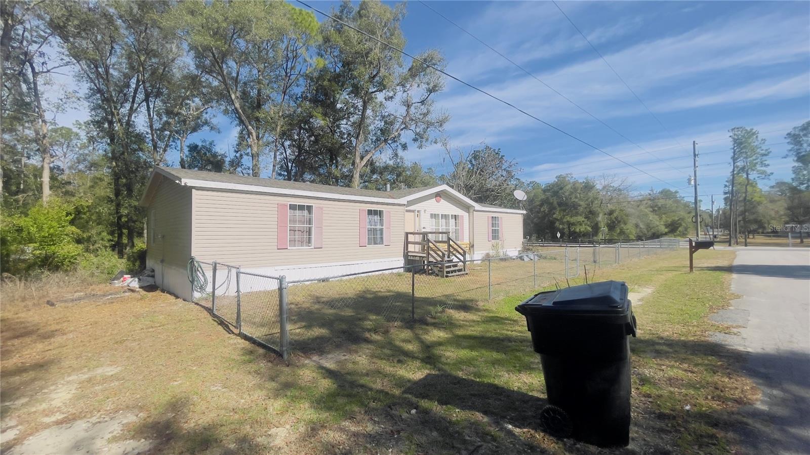 605 Standridge St Property Photo 26