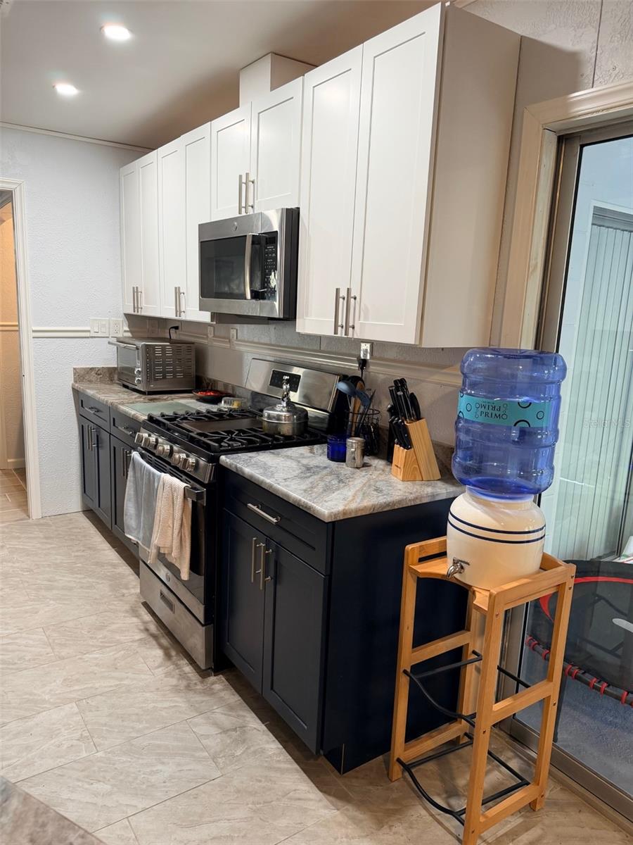 12 Palm Dr Property Photo 17