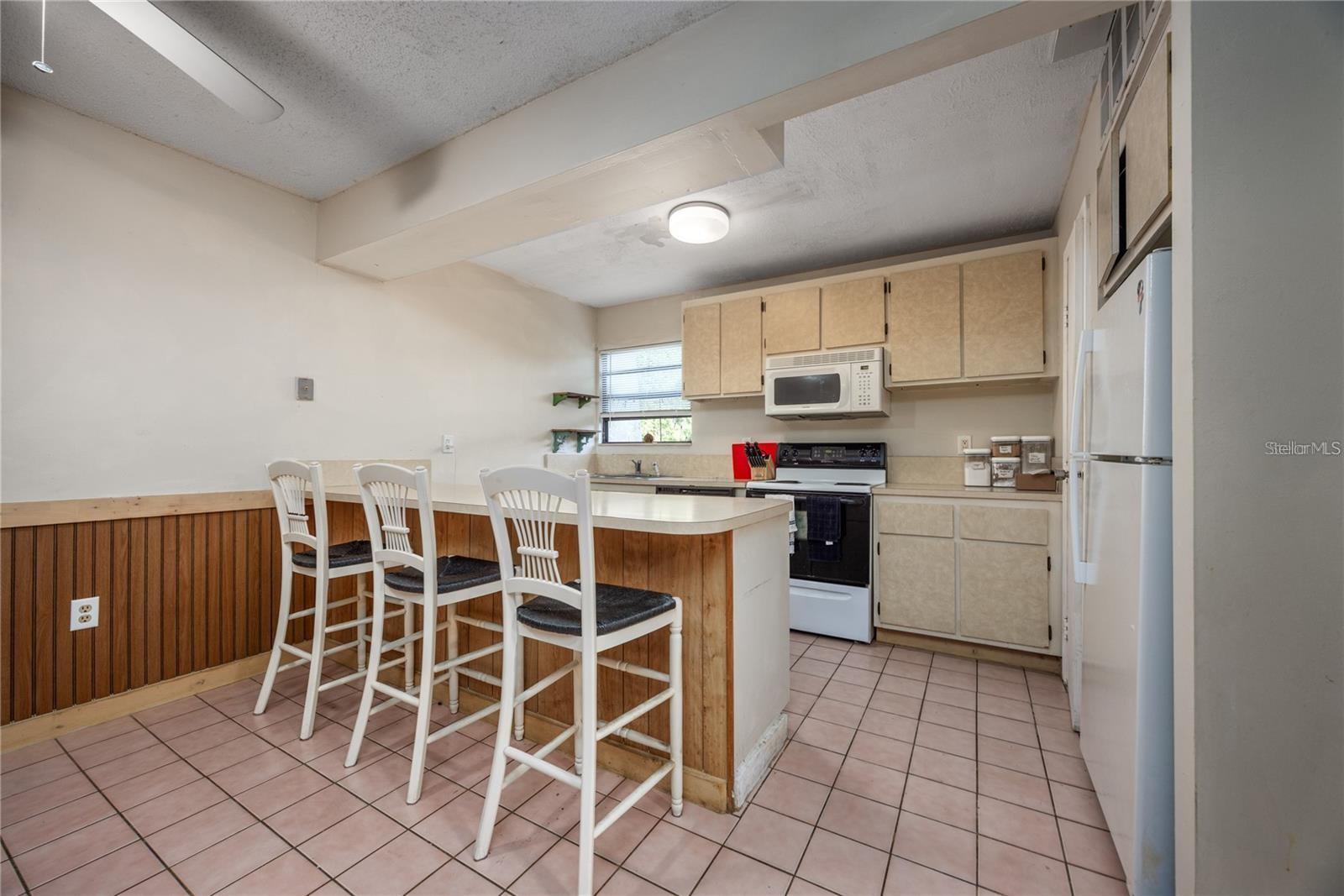 2811 Sw Archer Rd #z247 Property Photo 4