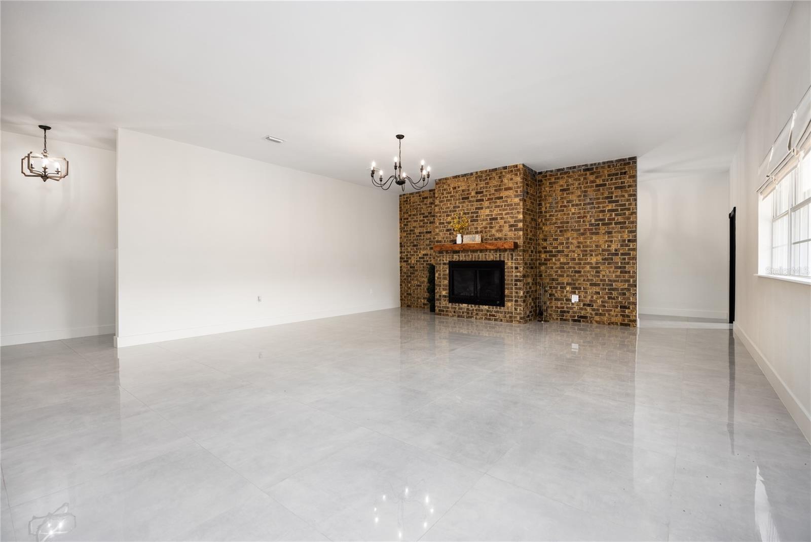 12456 155th Pl Property Photo 11