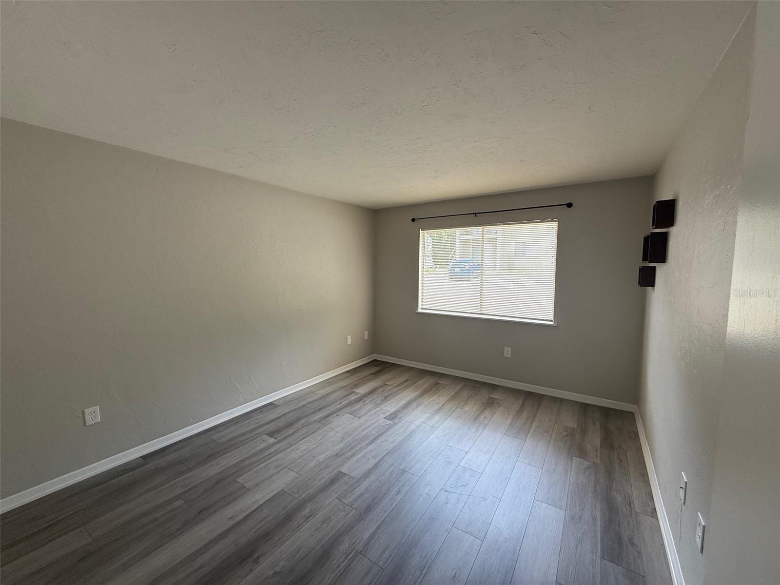 1035 Sw 9th St #1 Property Photo 8