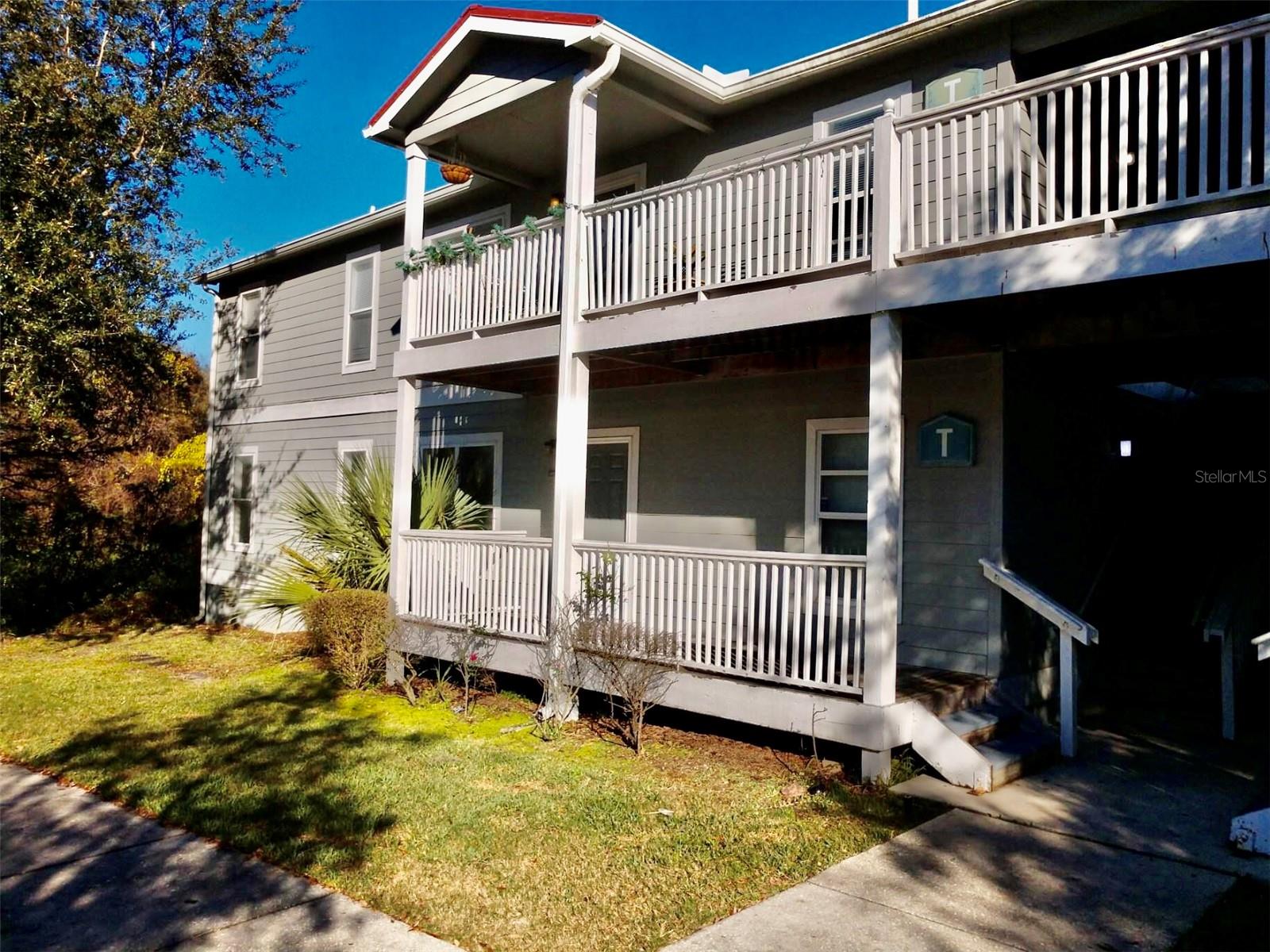 2905 SW ARCHER RD #T4028 Property Photo 1