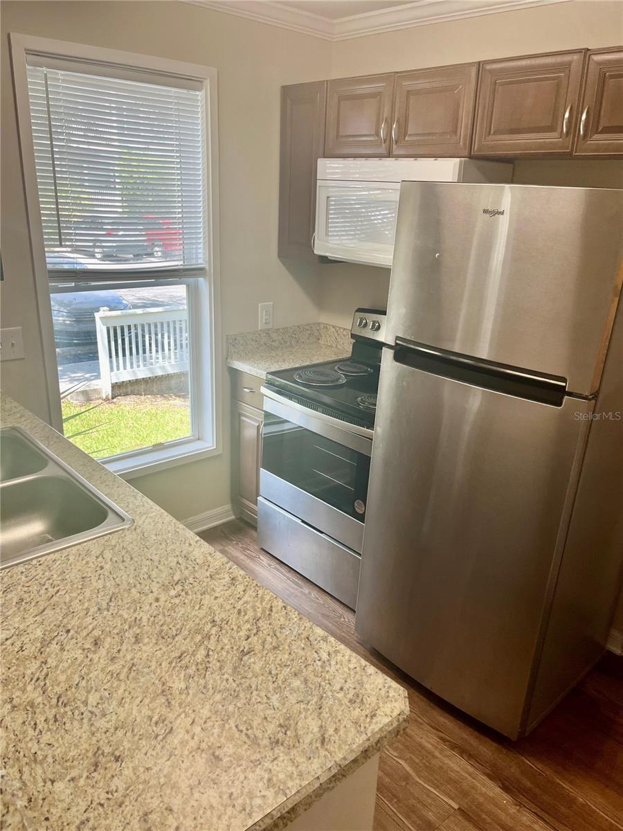 2905 Sw Archer Rd #t4028 Property Photo 5