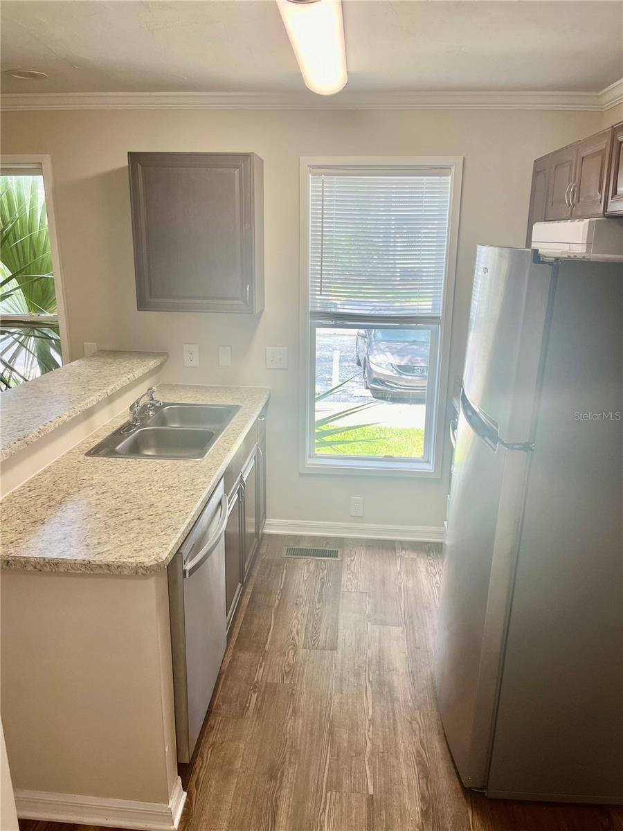 2905 Sw Archer Rd #t4028 Property Photo 6
