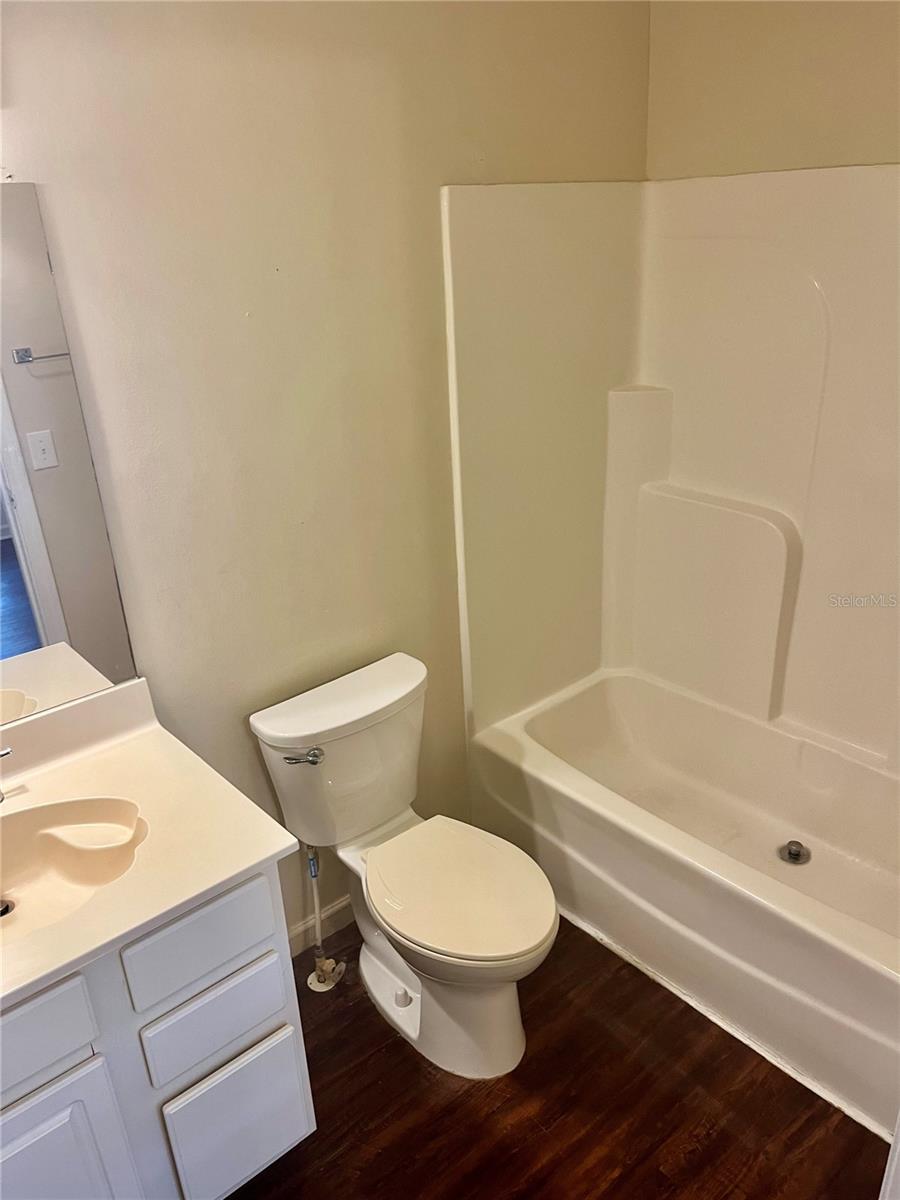 2905 Sw Archer Rd #t4028 Property Photo 11