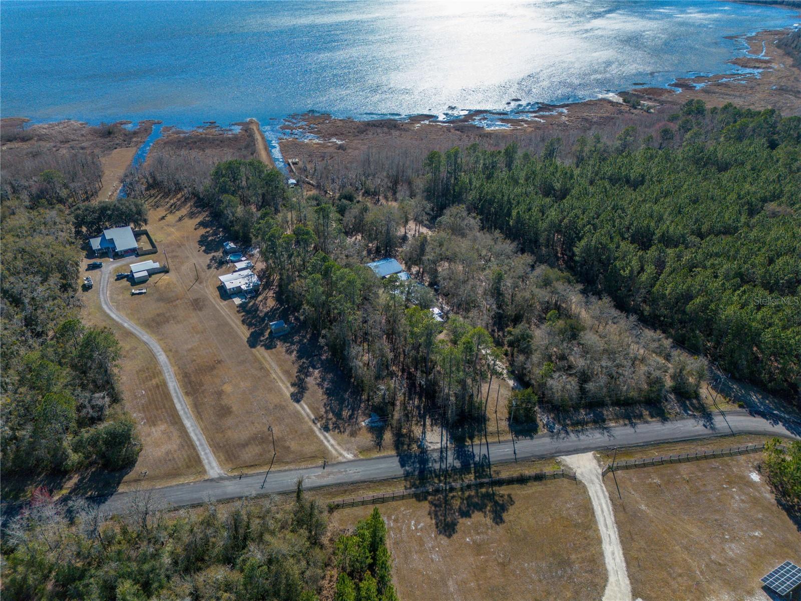 155th Way Property Photo 11