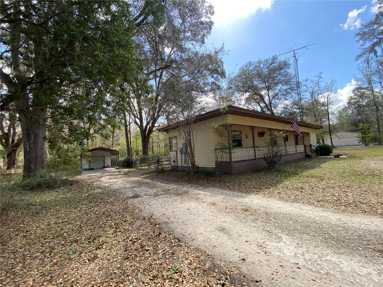 15213 Nw 31st Ter Property Photo 3