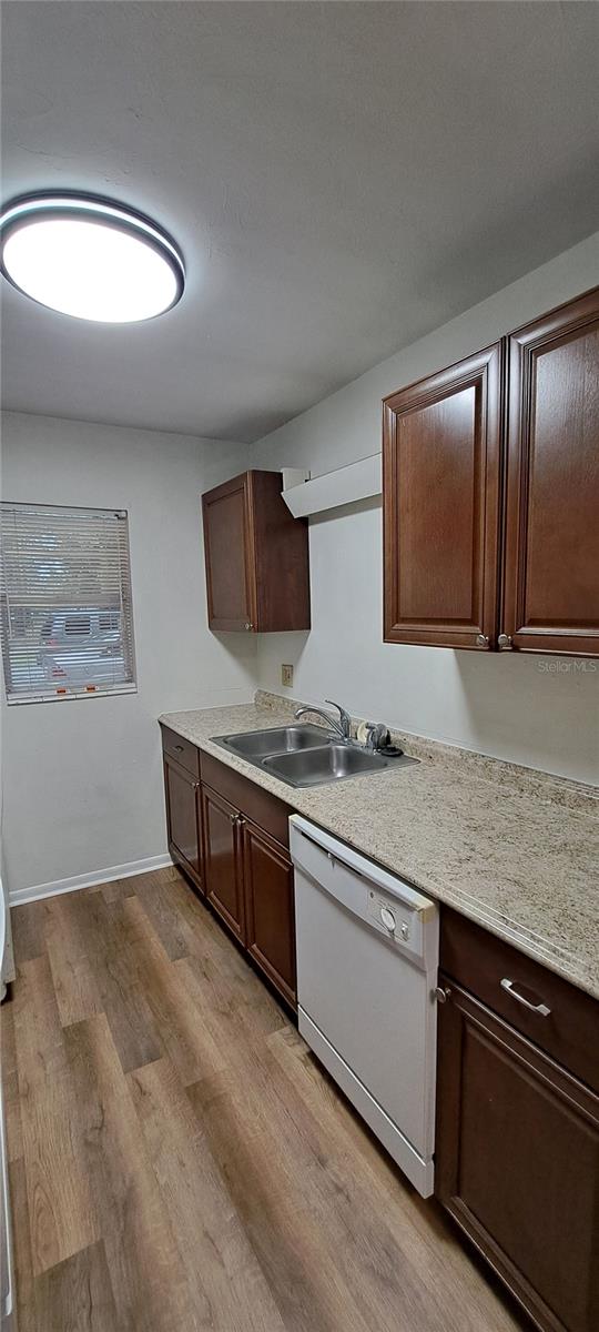 3925 Sw 26th Ter #b Property Photo 5