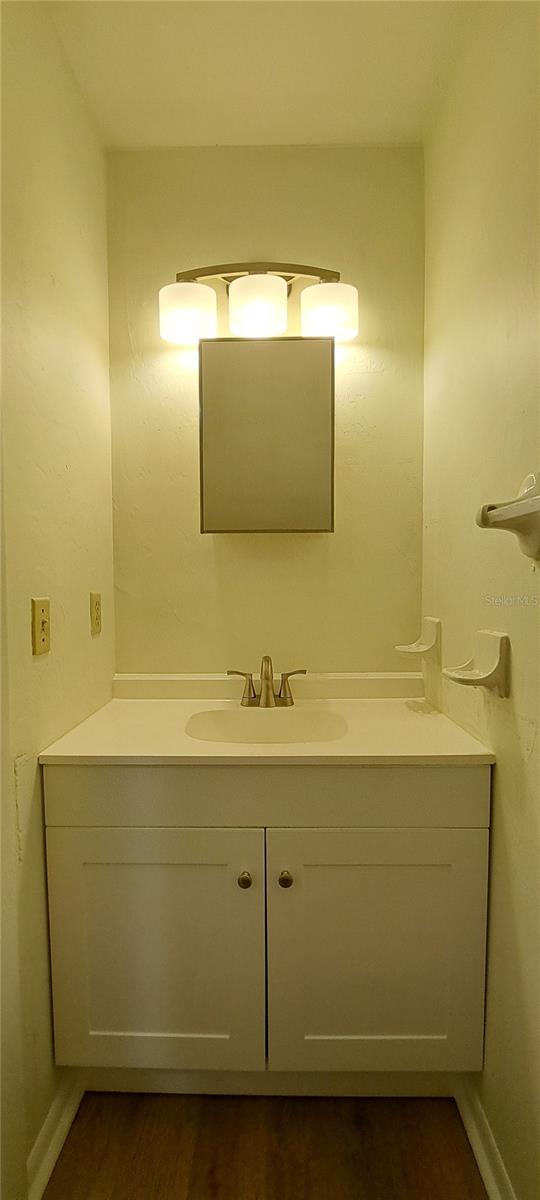 3925 Sw 26th Ter #b Property Photo 10