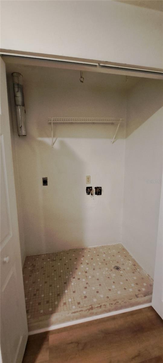 3925 Sw 26th Ter #b Property Photo 17