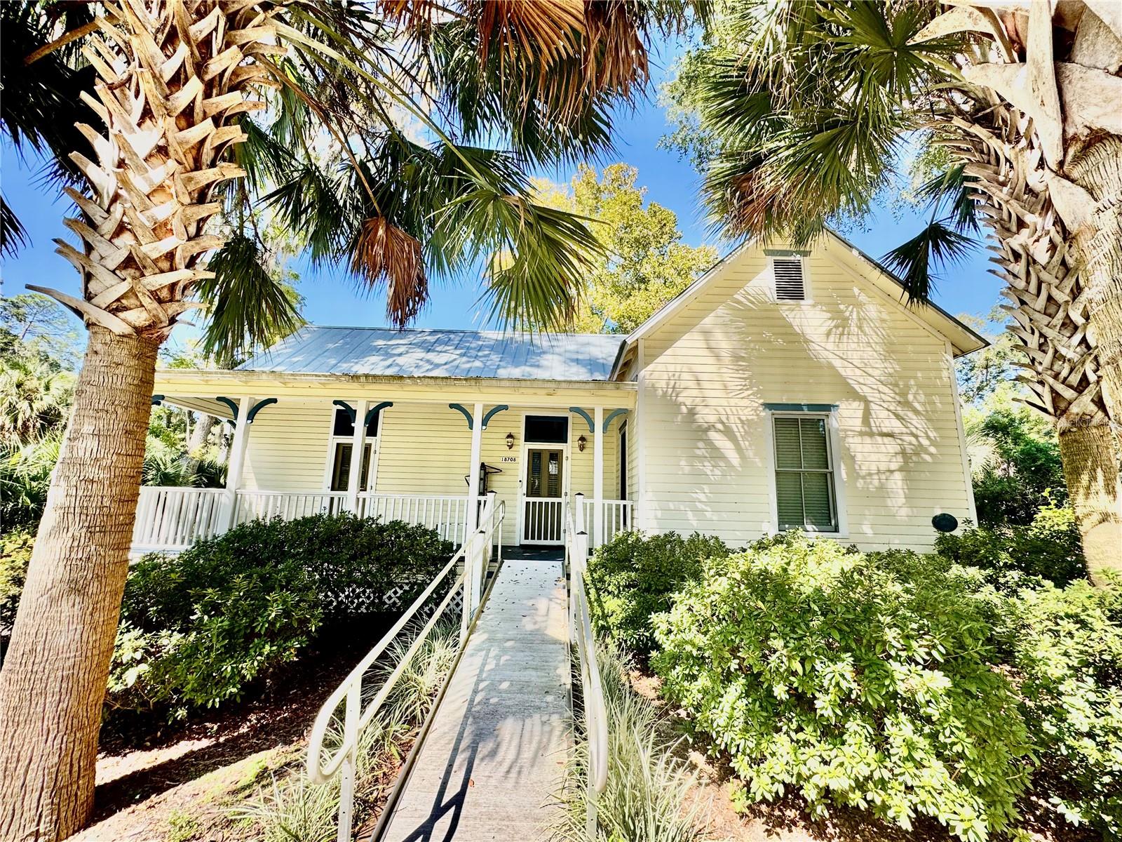 18708 NW 240TH ST Property Photo 1