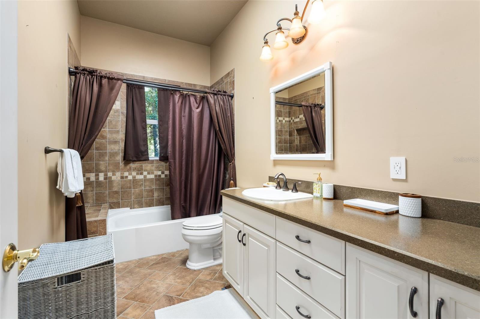14408 Nw 50th Pl Property Photo 95