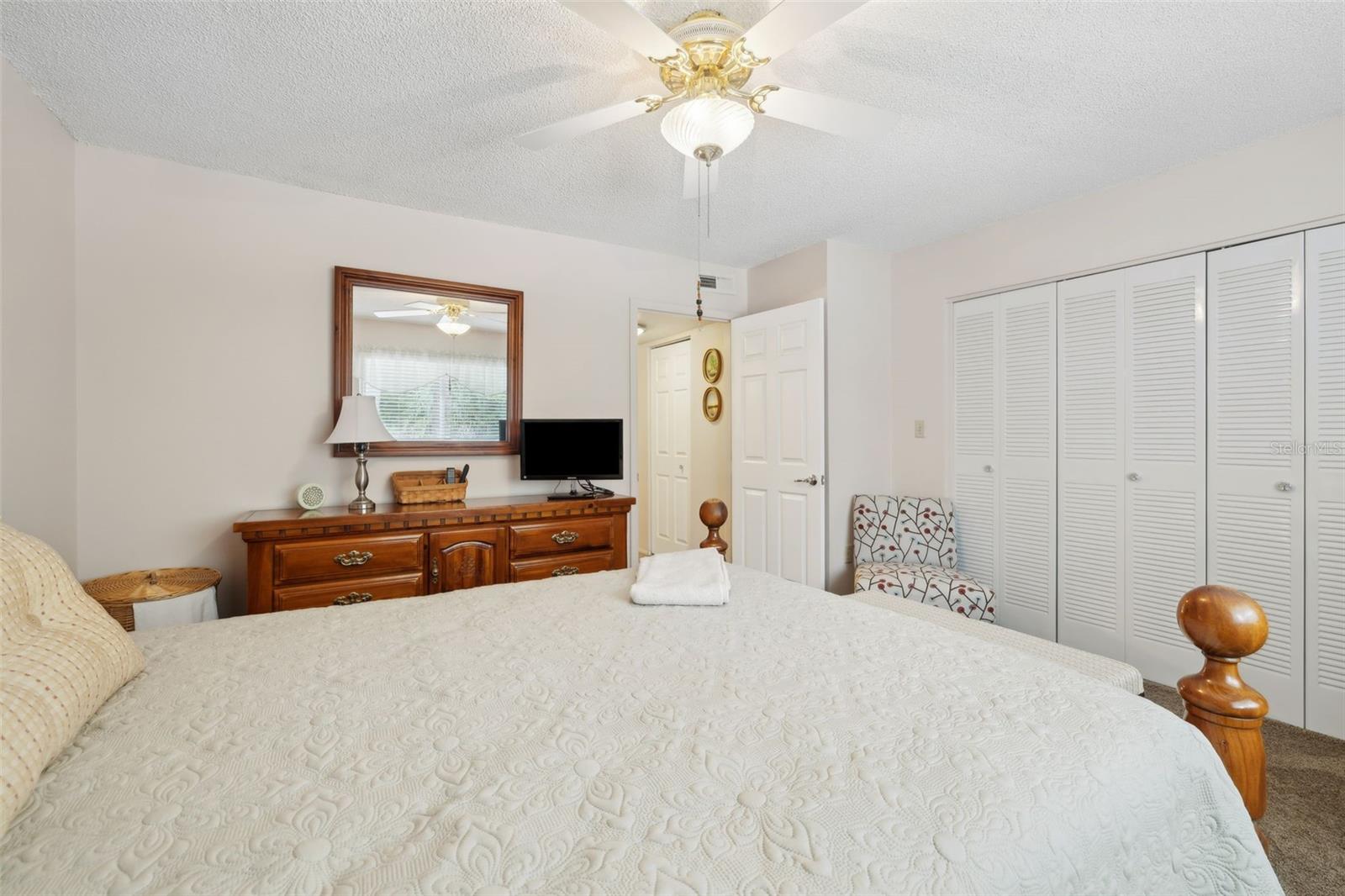 210 River Bend Pl #b Property Photo 17