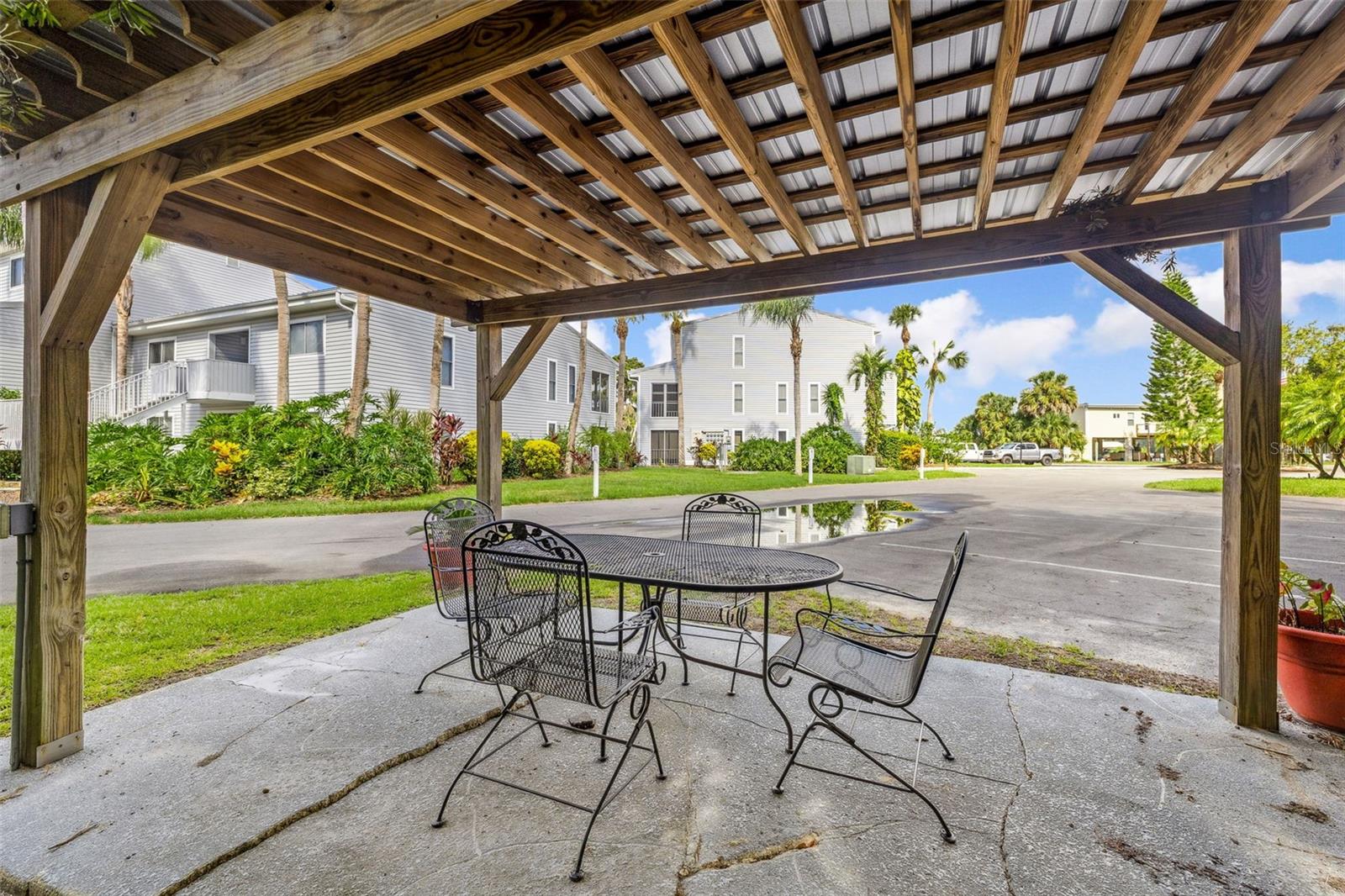 210 River Bend Pl #b Property Photo 33