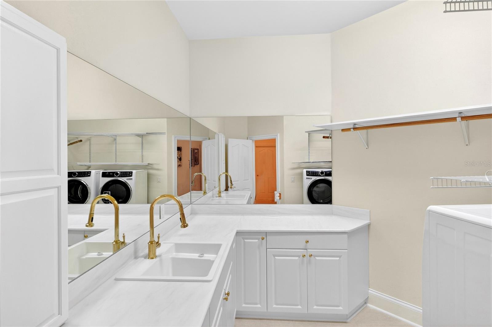 573 Se Nature Dr Property Photo 33