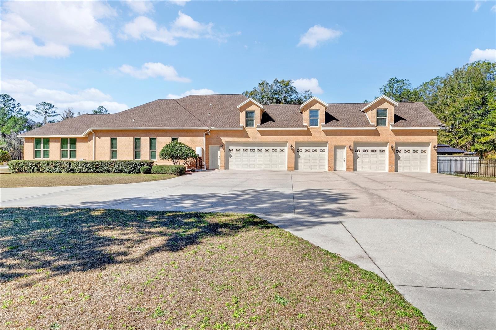 573 Se Nature Dr Property Photo 48