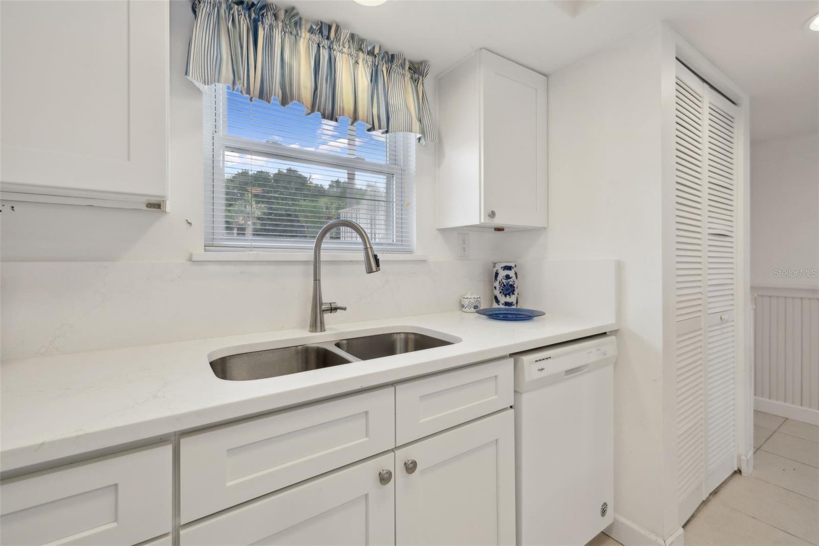 125 River Bend Pl #d Property Photo 13