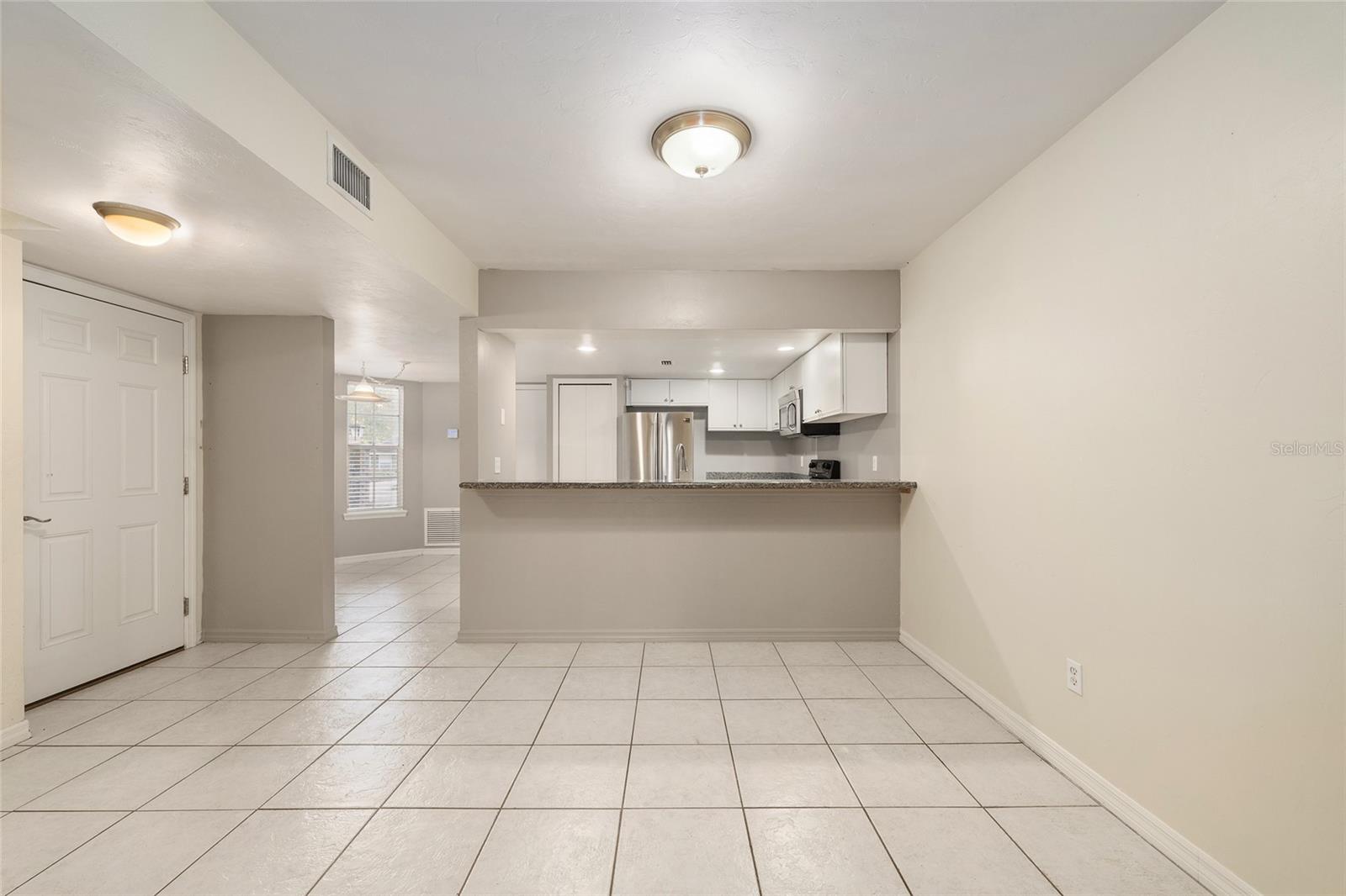 345 Nw 48th Blvd #k Property Photo 16