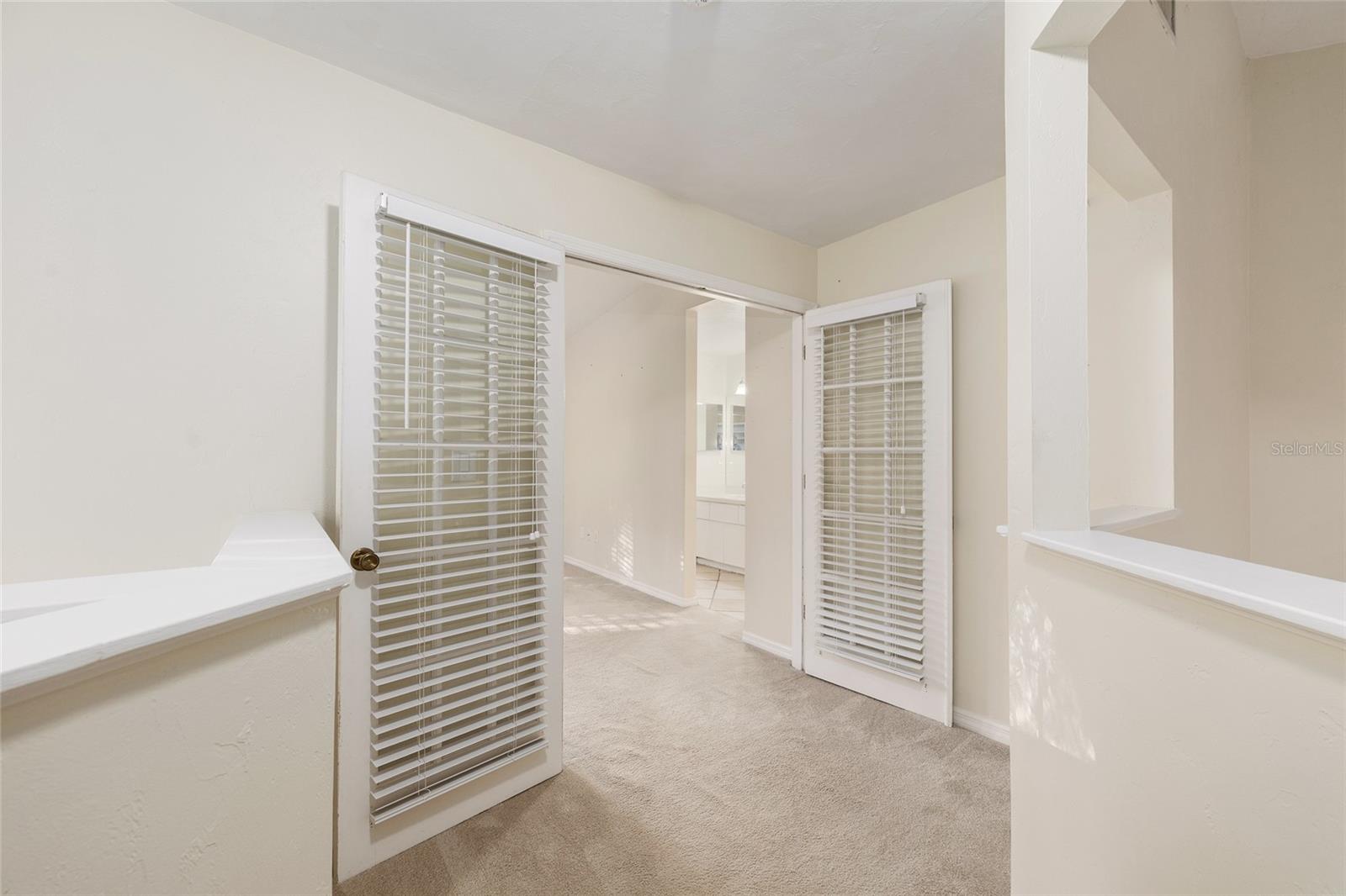 345 Nw 48th Blvd #k Property Photo 33