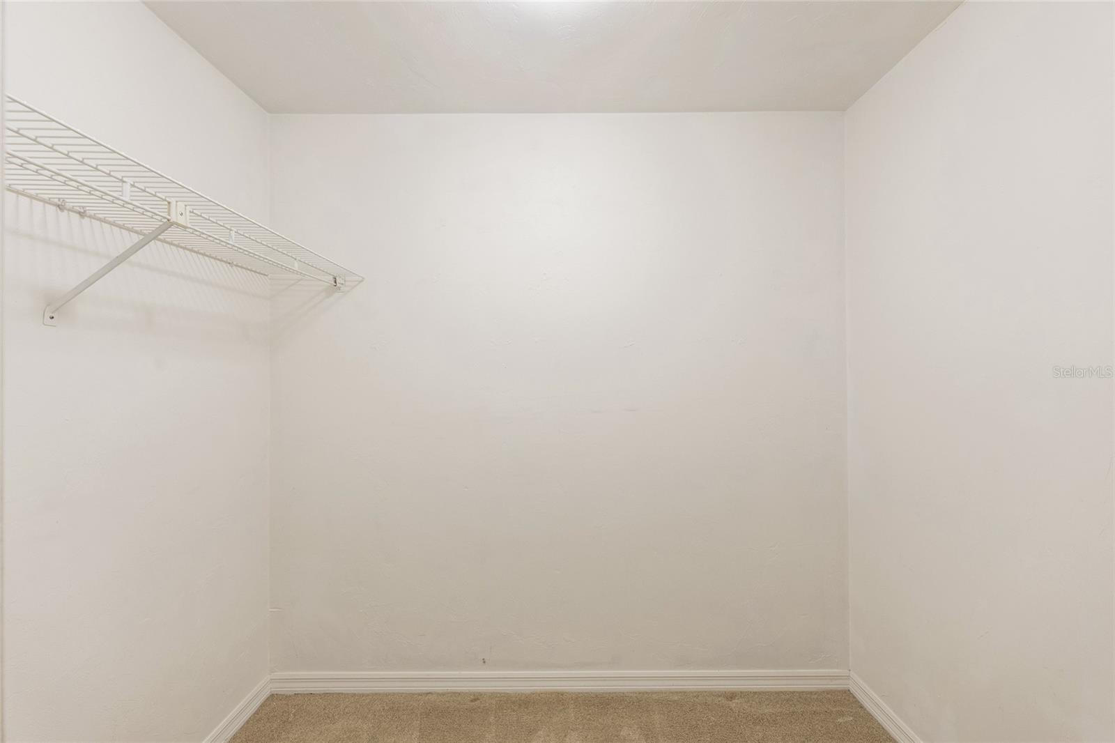 345 Nw 48th Blvd #k Property Photo 42